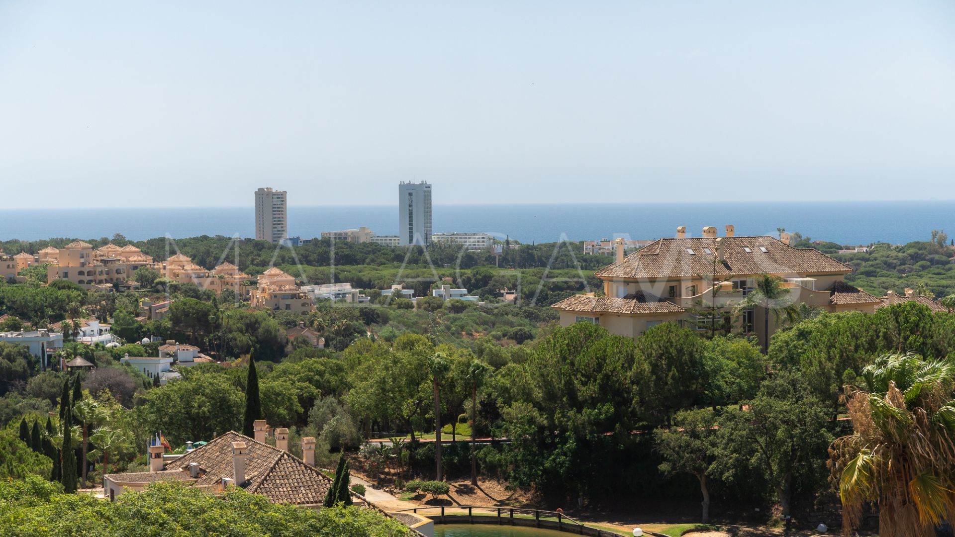 Apartamento a la venta in Elviria Hills