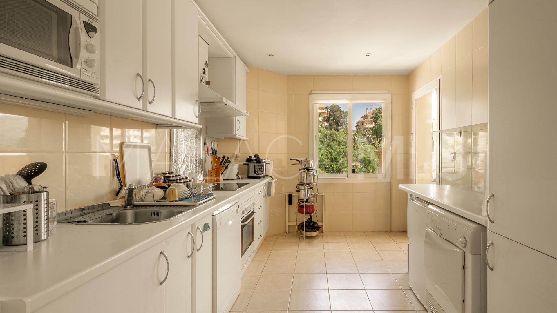 Apartamento a la venta in Elviria Hills