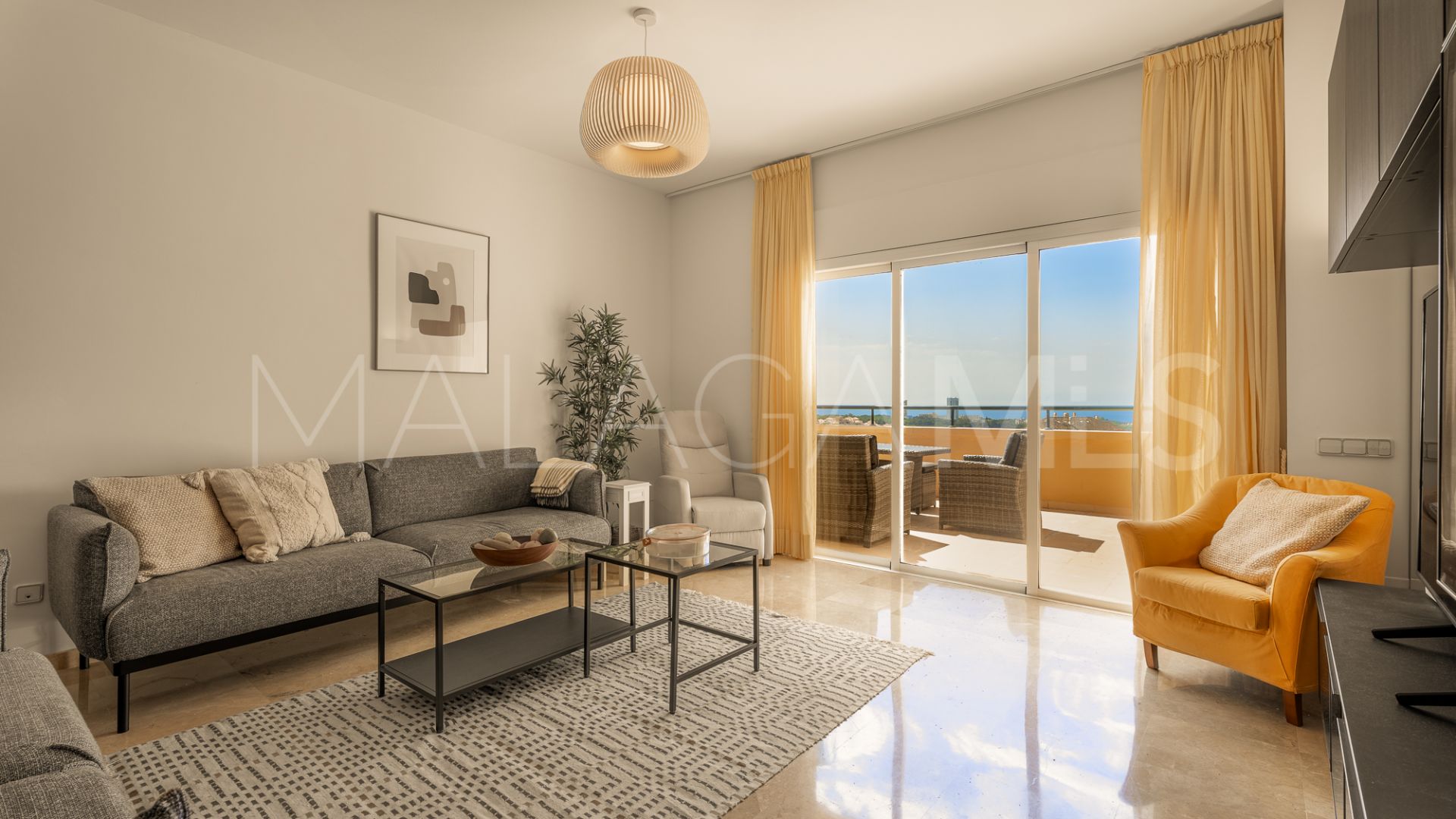 Apartamento a la venta in Elviria Hills