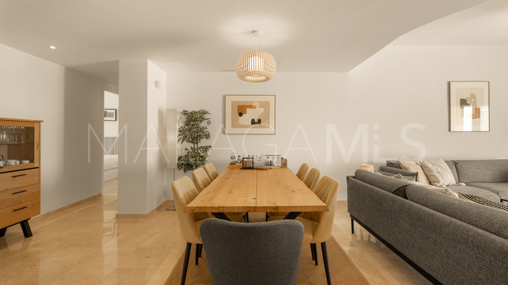 Apartamento a la venta in Elviria Hills