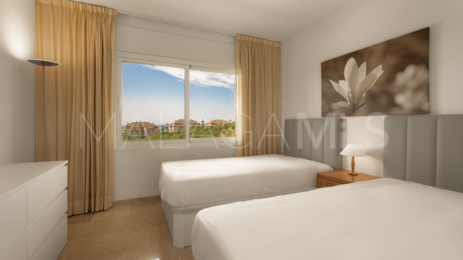 Apartamento a la venta in Elviria Hills