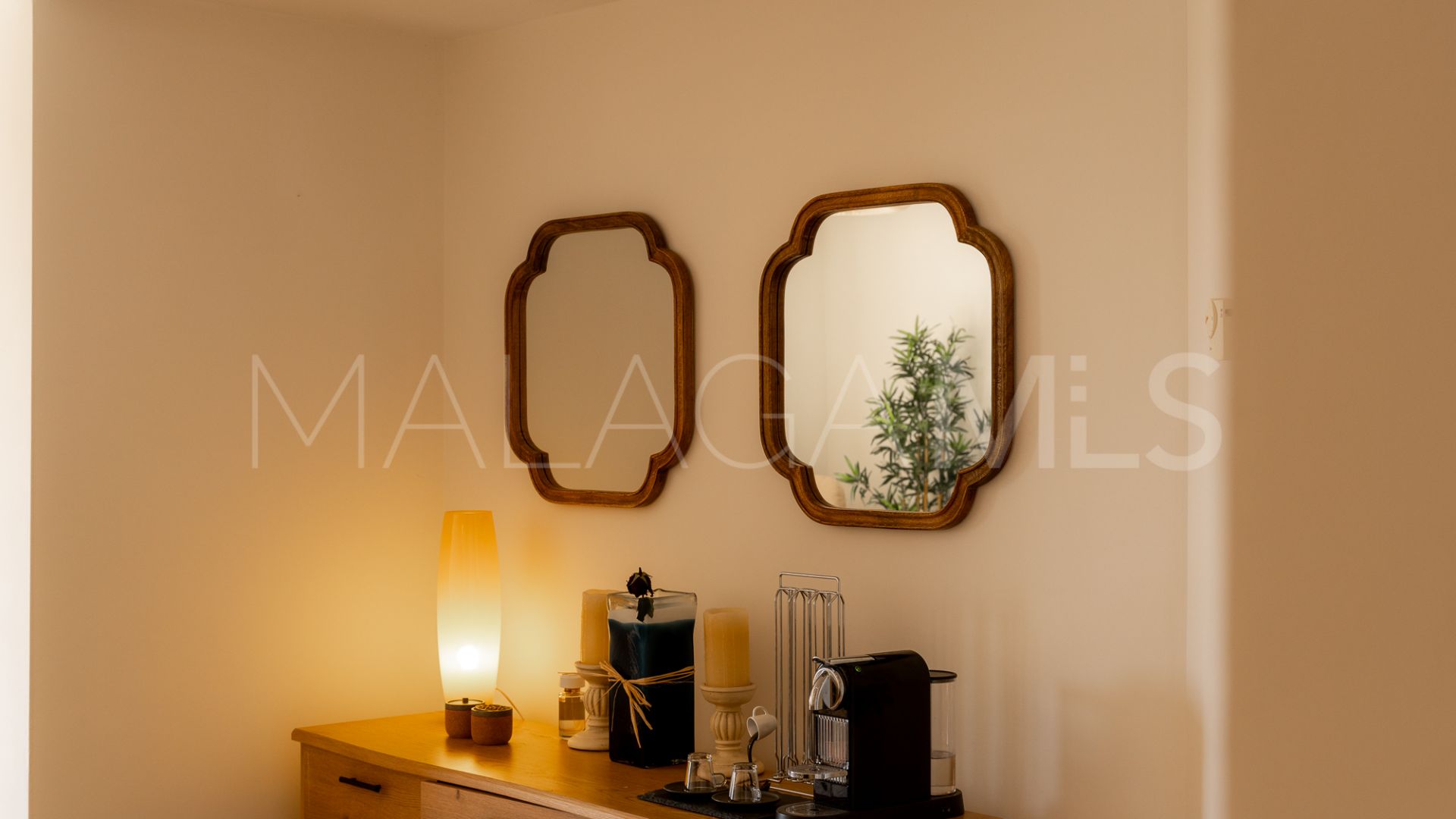Apartamento a la venta in Elviria Hills