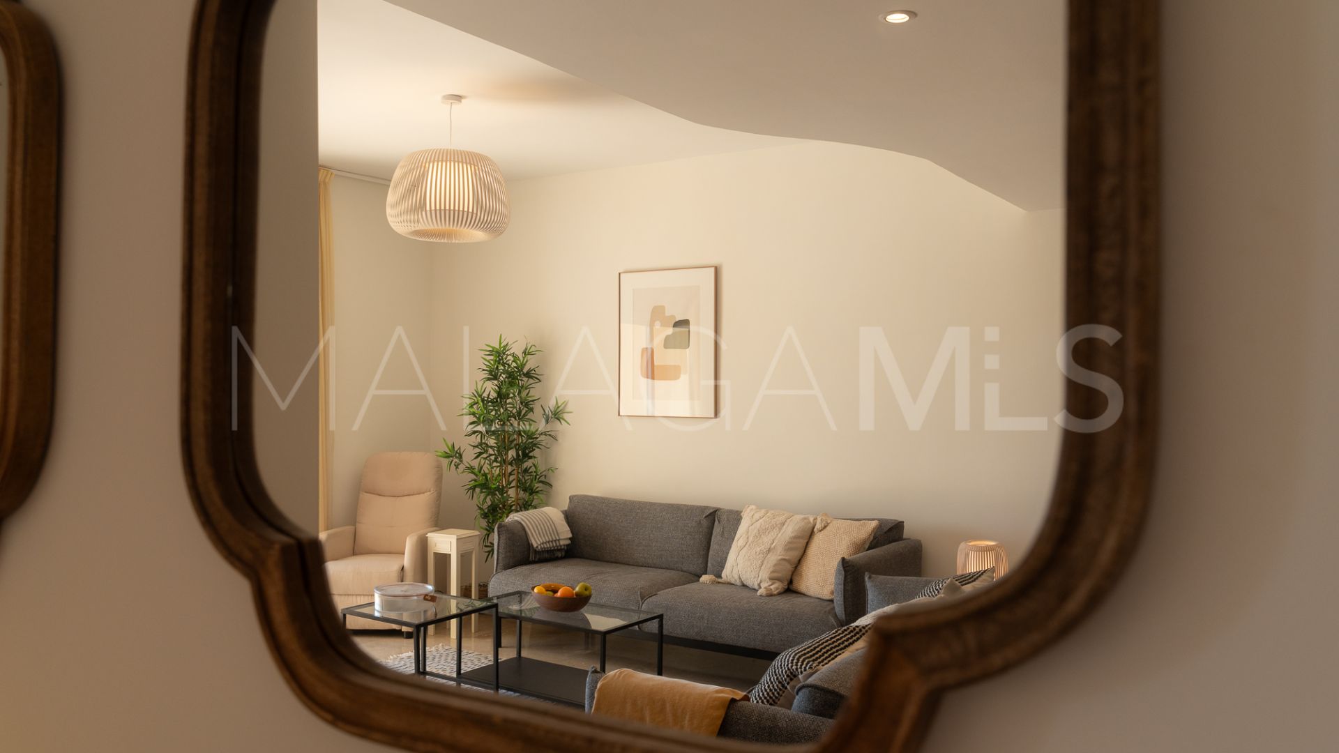 Apartamento a la venta in Elviria Hills