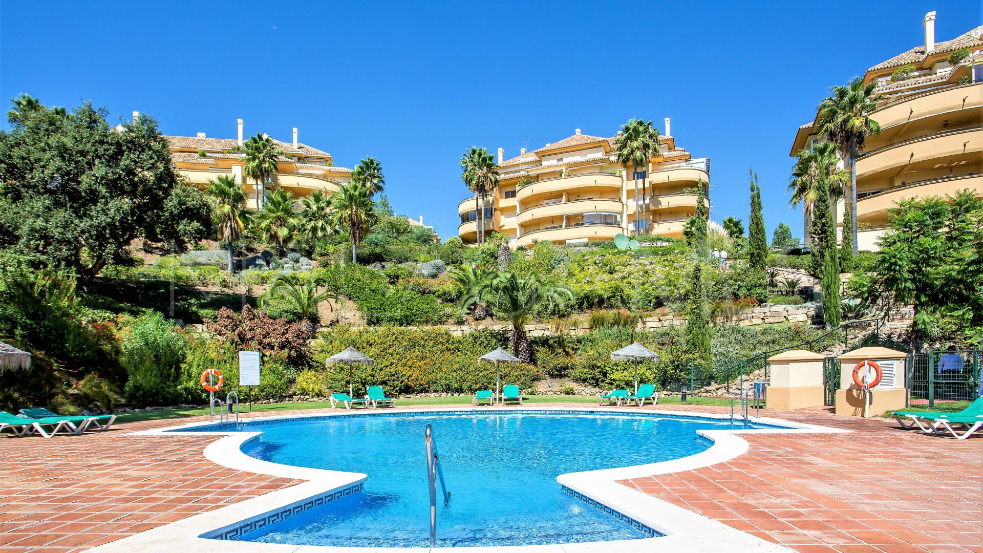 3 bedrooms Elviria Hills apartment for sale