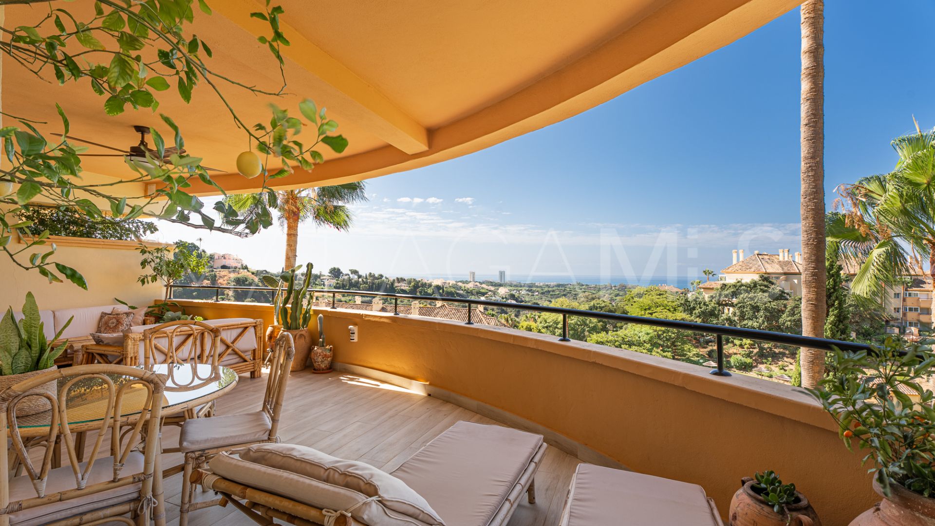 3 bedrooms Elviria Hills apartment for sale