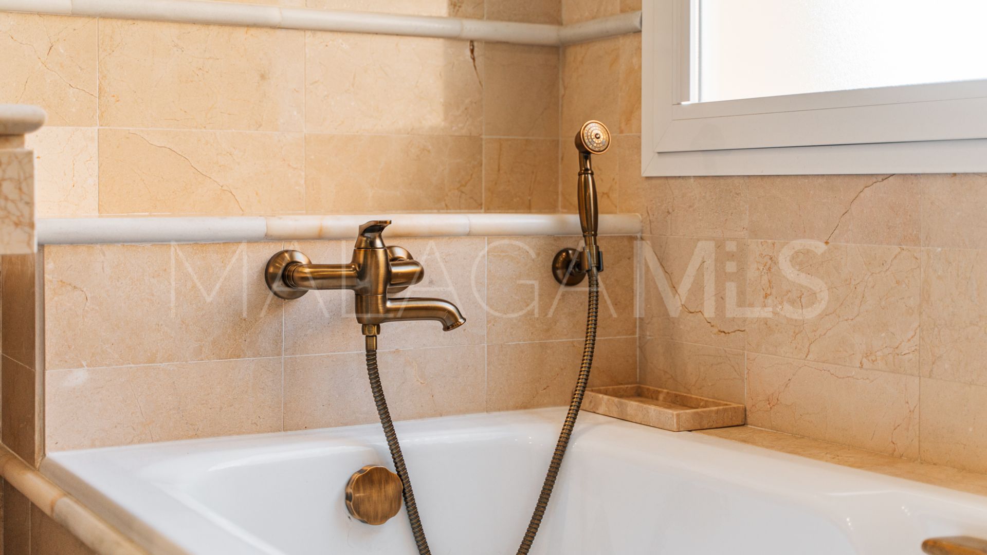 3 bedrooms Elviria Hills apartment for sale