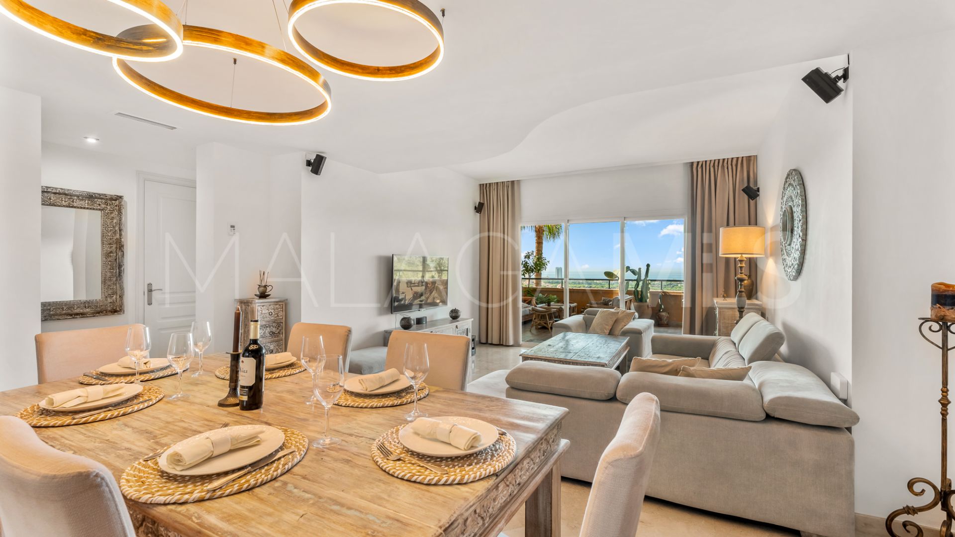 3 bedrooms Elviria Hills apartment for sale
