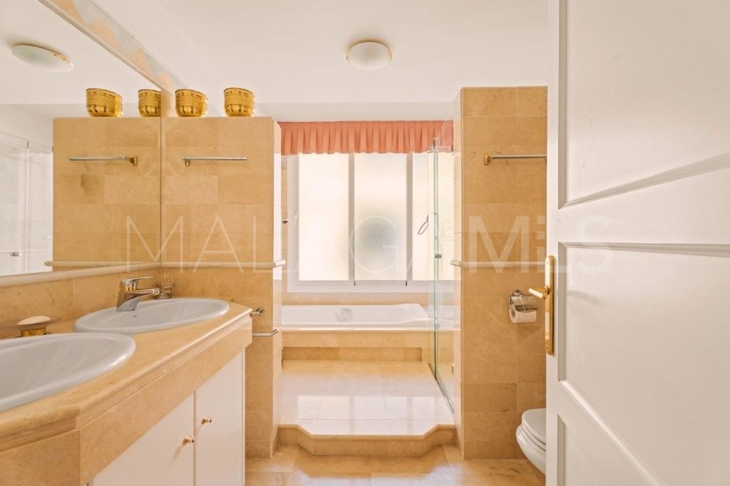 Lägenhet for sale in Elviria Hills