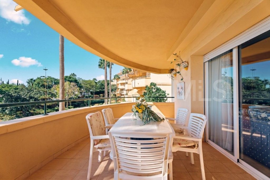 Lägenhet for sale in Elviria Hills