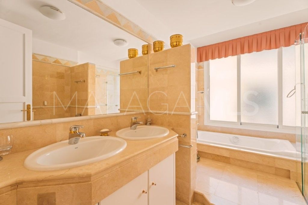 Lägenhet for sale in Elviria Hills