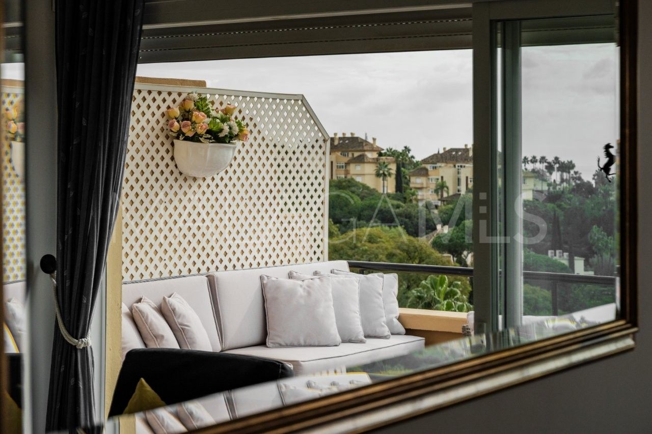 Apartment for sale in Elviria Hills