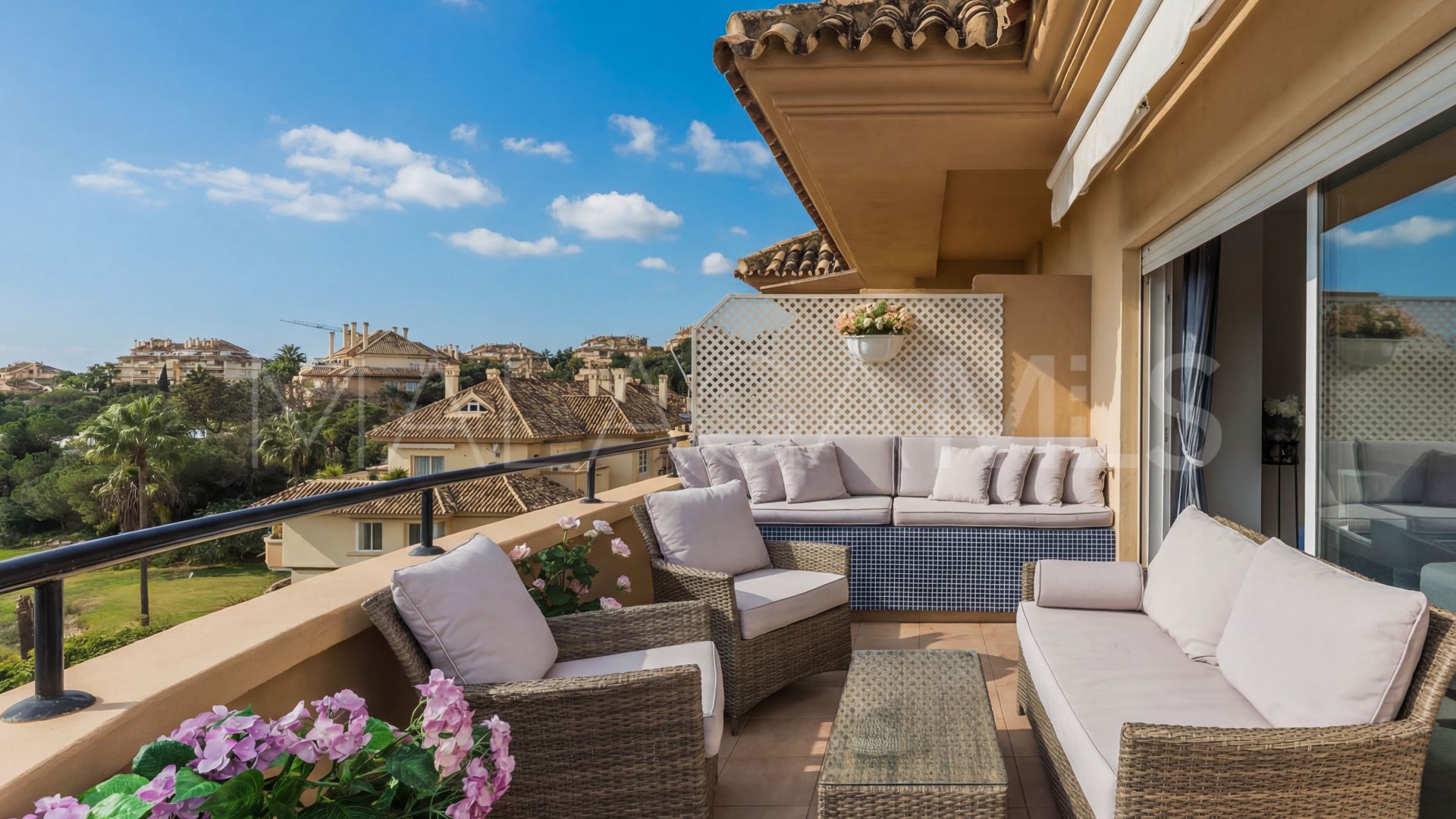 Apartment for sale in Elviria Hills