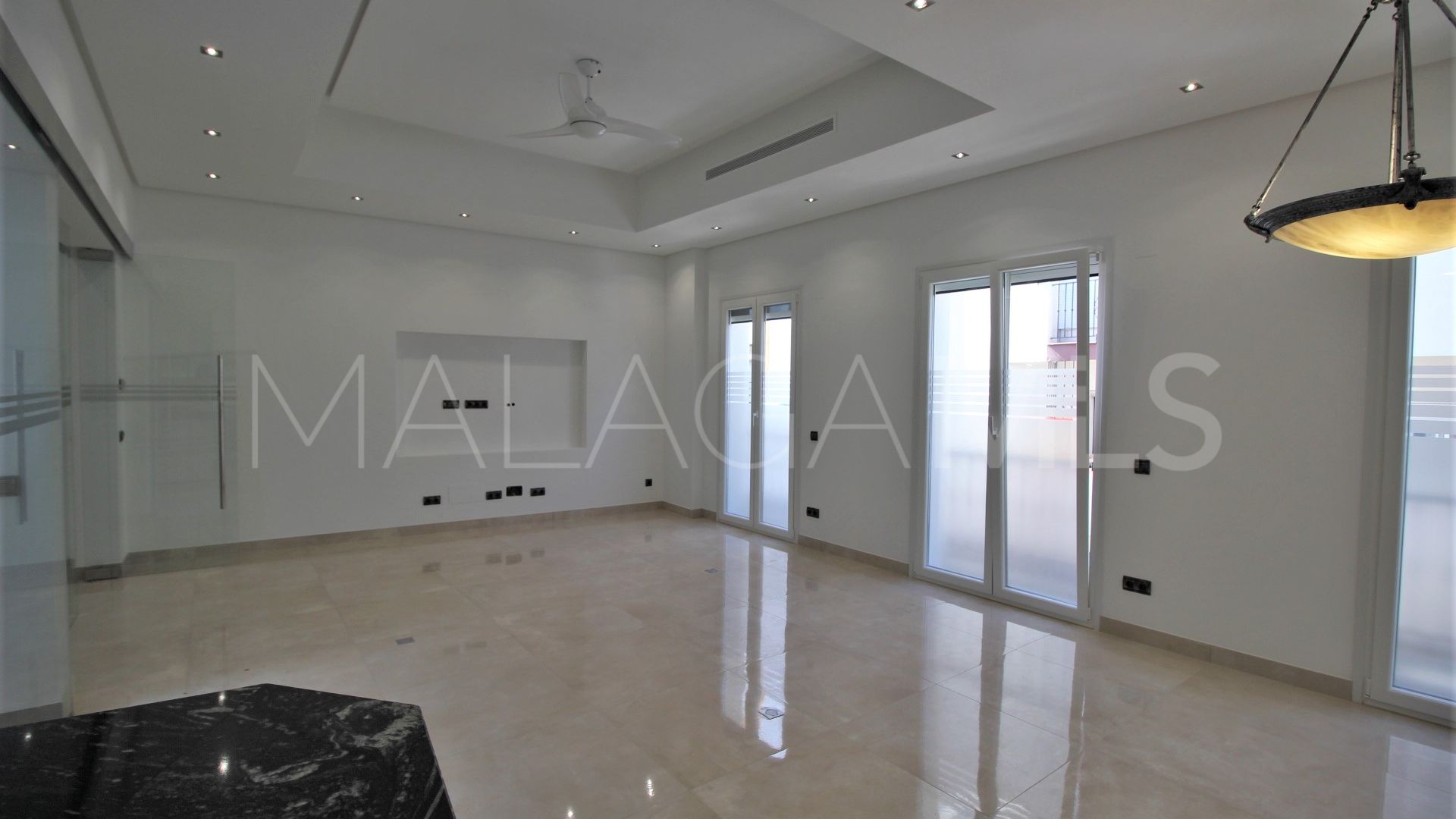 For sale town house in Estepona Old Town