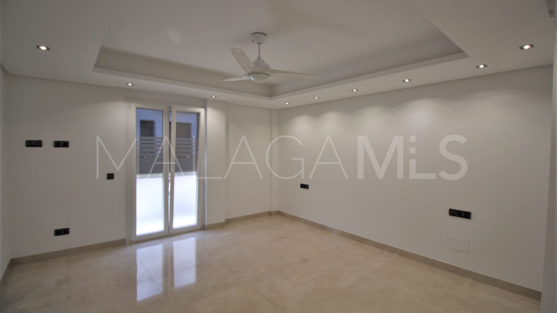 For sale town house in Estepona Old Town