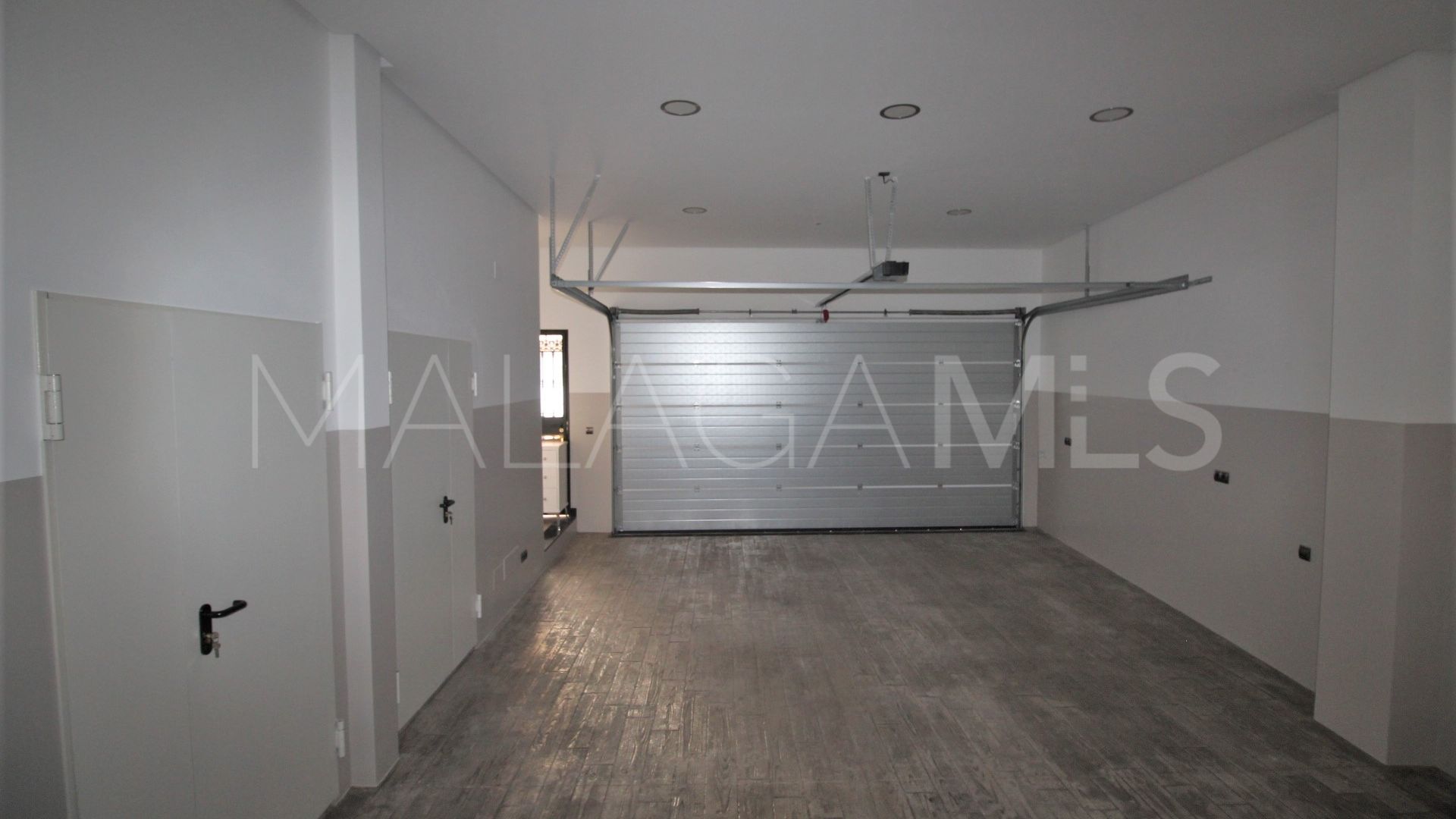 For sale town house in Estepona Old Town