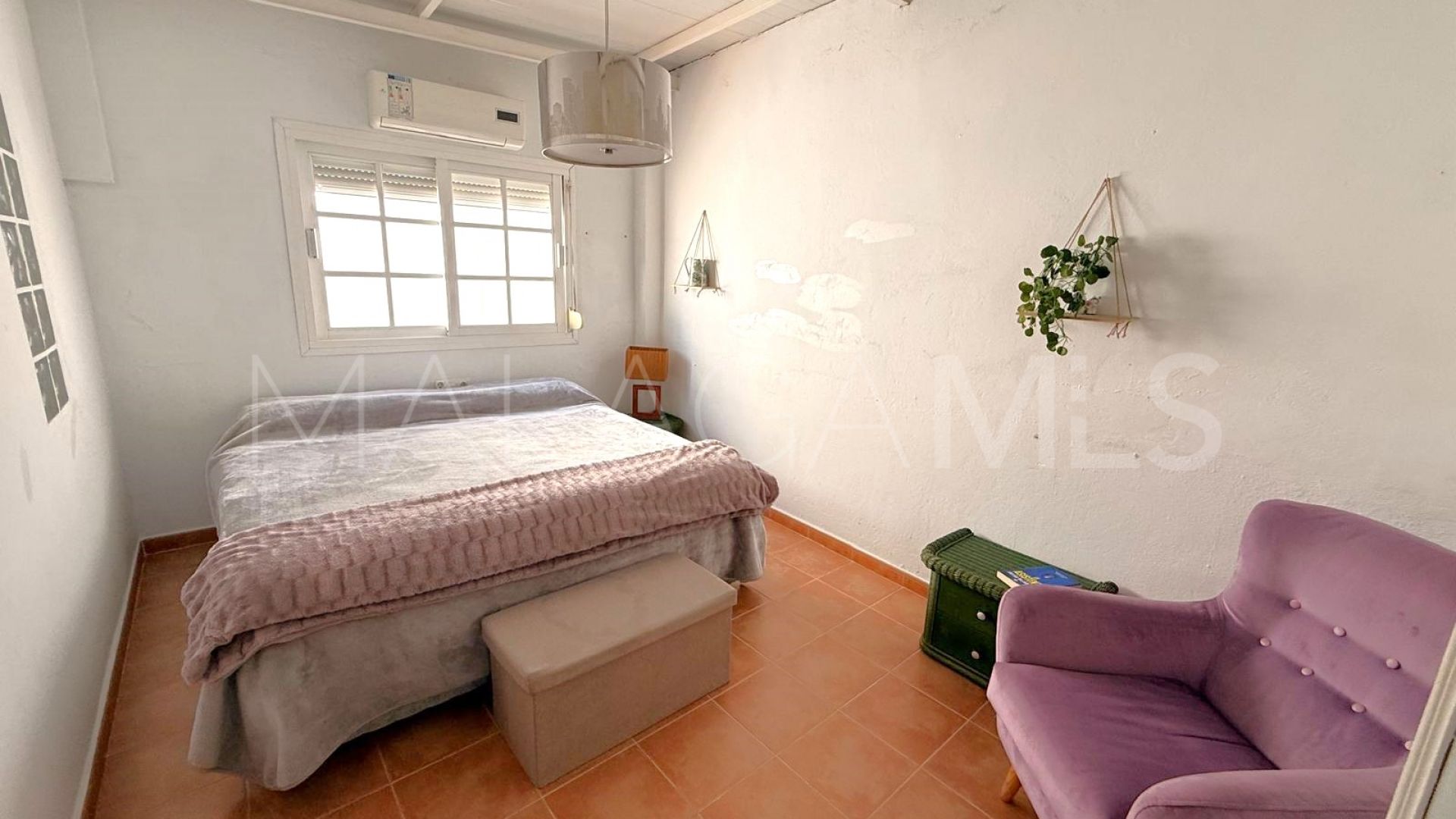 Adosado de 5 bedrooms for sale in Estepona Casco Antiguo