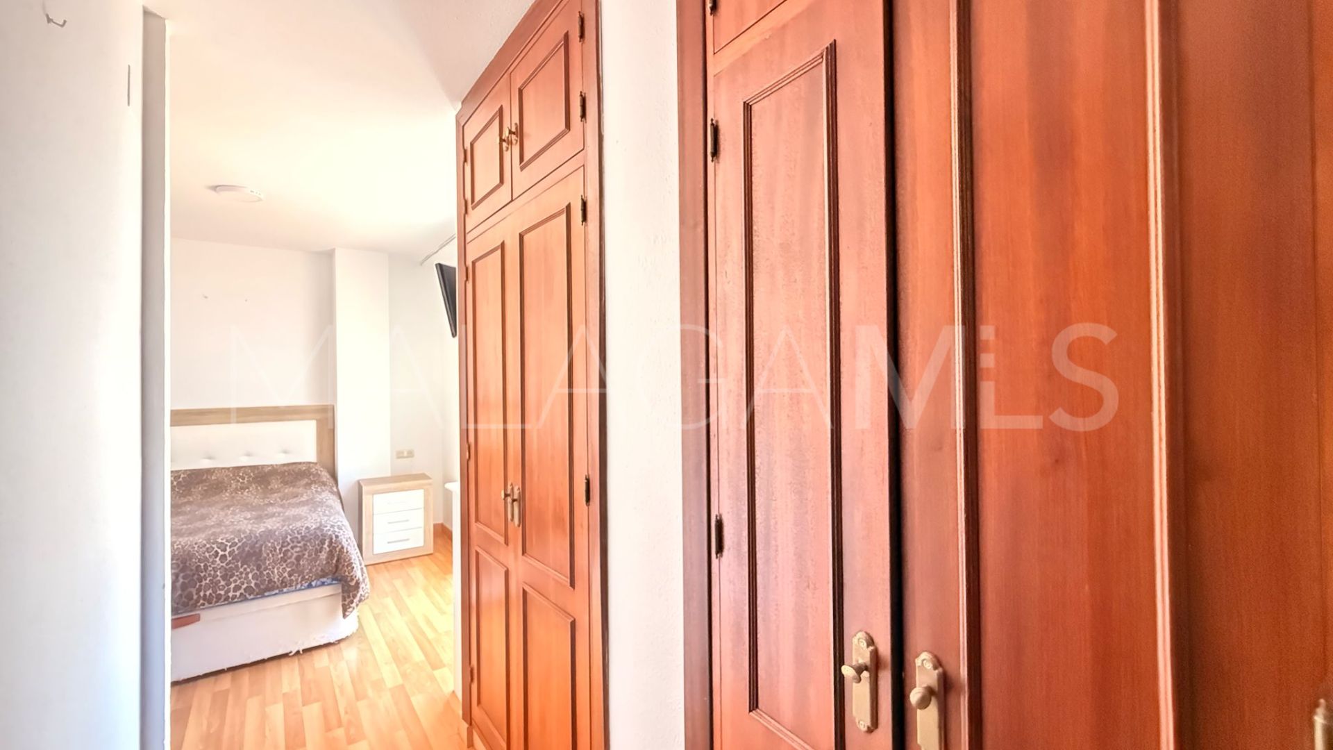 Apartment for sale in Estepona Town with 3 bedrooms