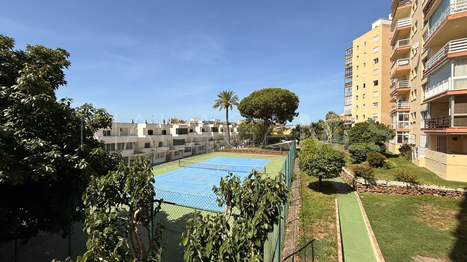 For sale Estepona Puerto 1 bedroom apartment