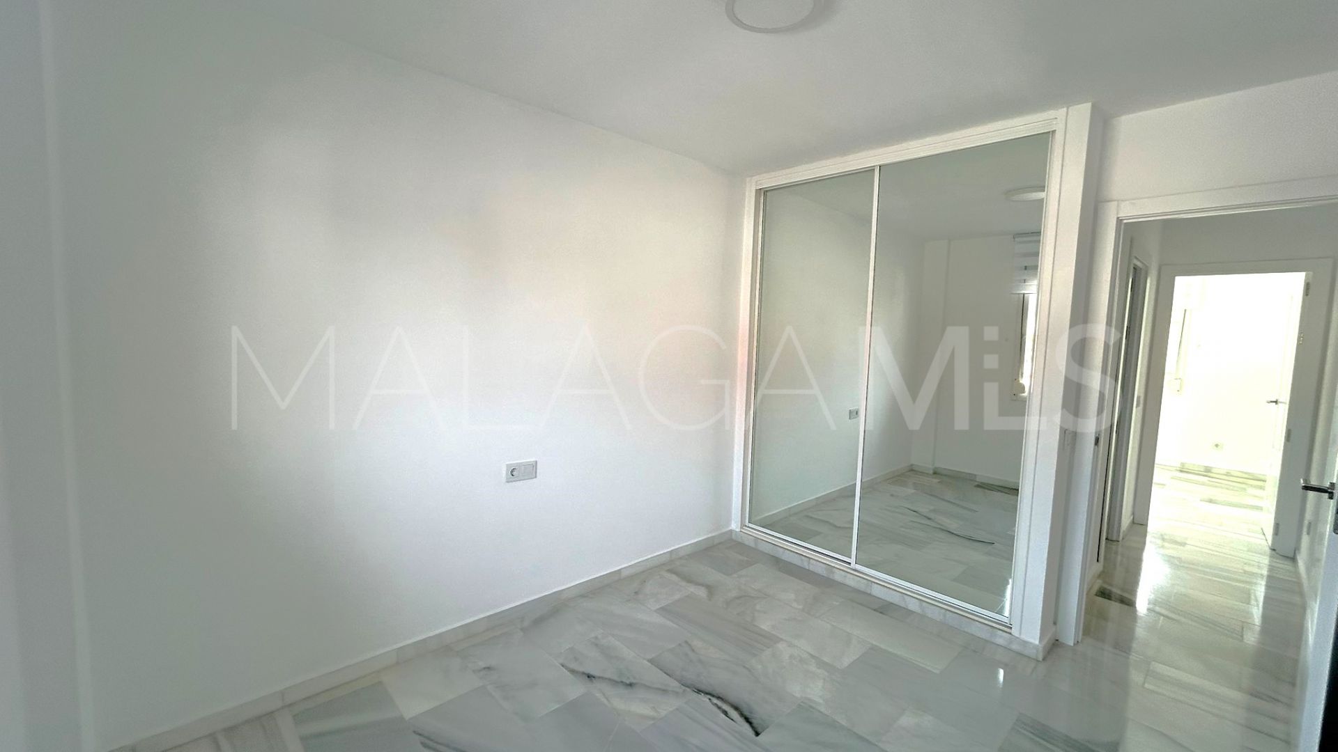 Estepona Ciudad, apartamento for sale with 3 bedrooms