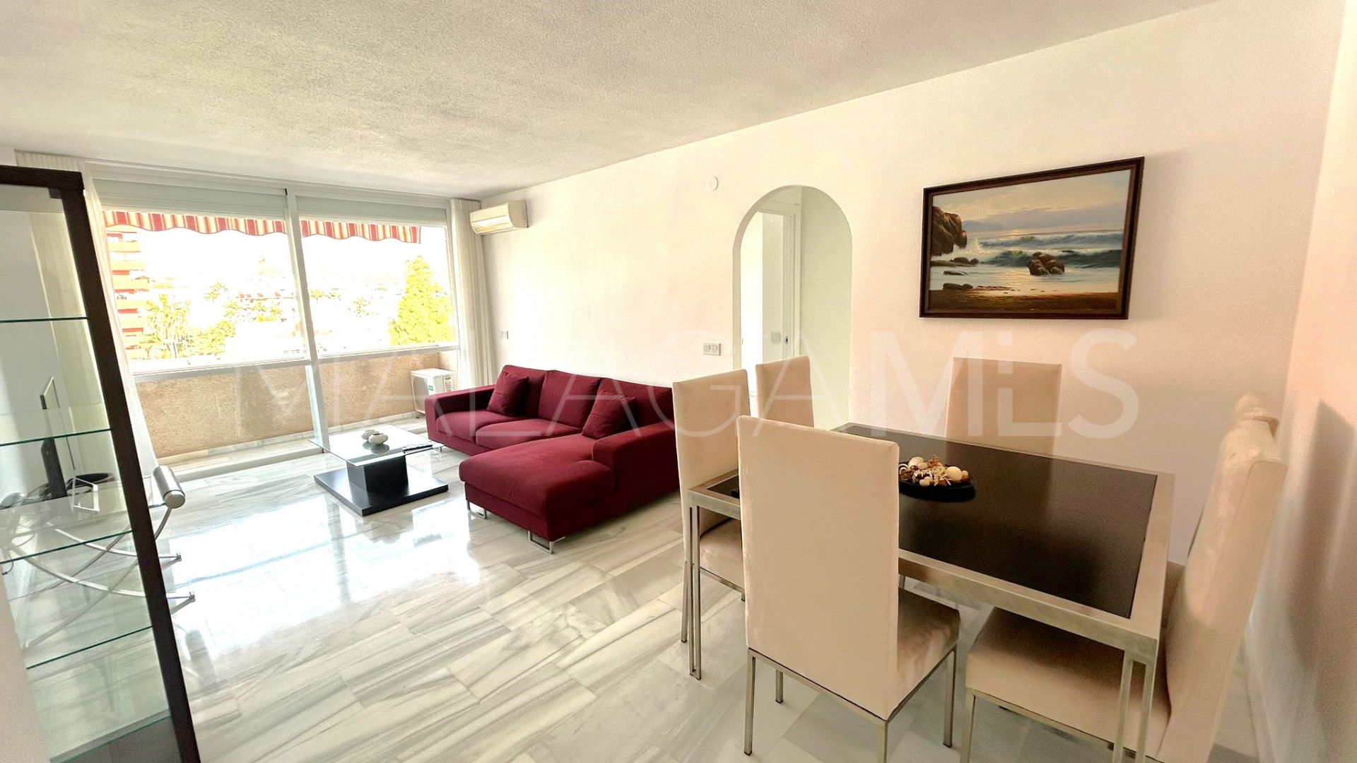 Estepona Town 3 bedrooms apartment for sale