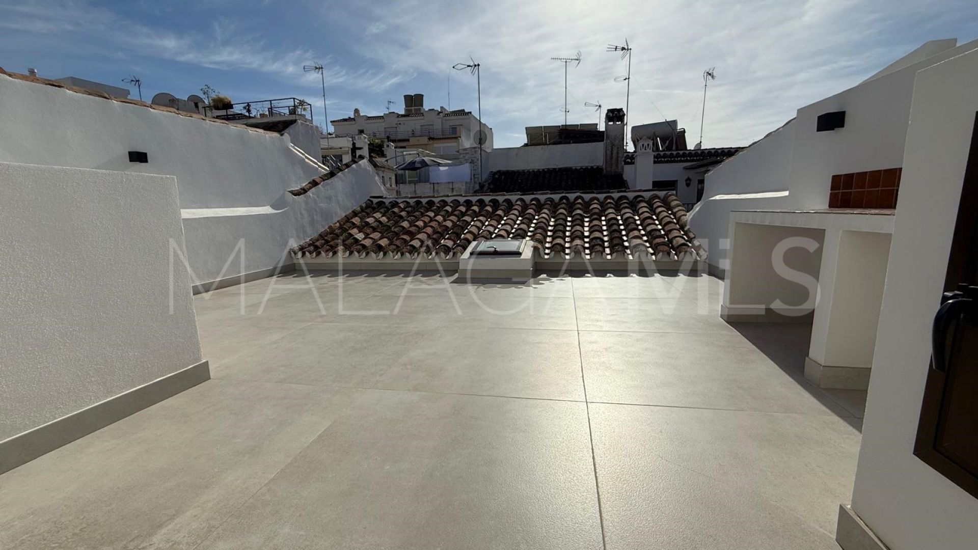 Buy casa with 4 bedrooms in Estepona Centro