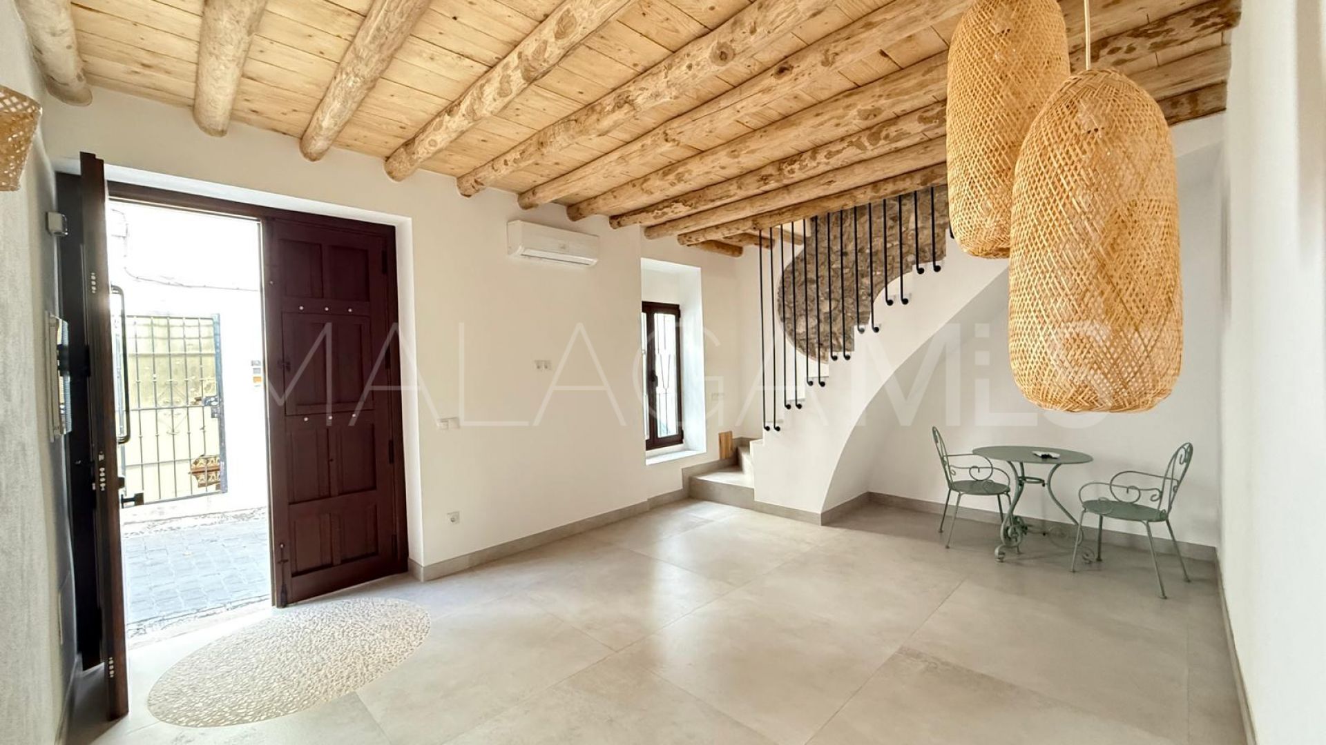 Buy casa with 4 bedrooms in Estepona Centro