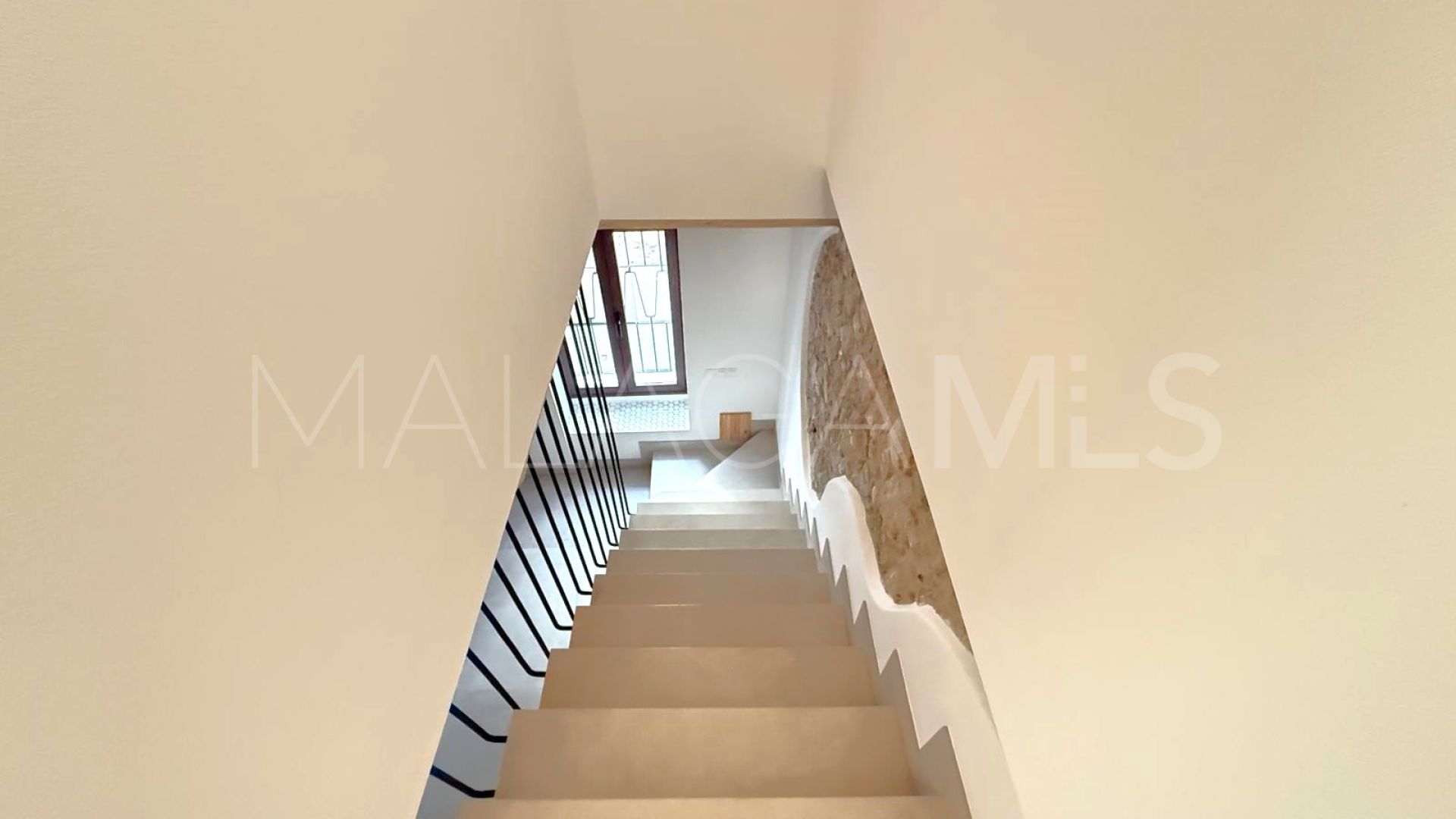 Buy casa with 4 bedrooms in Estepona Centro