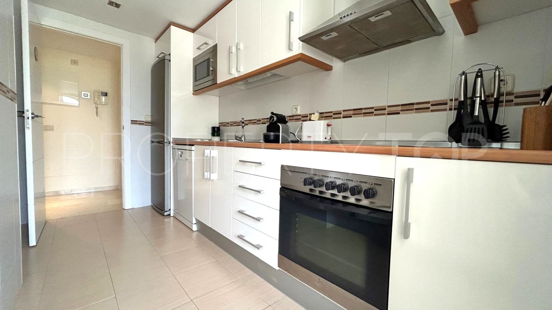 Apartamento en venta en Estepona Puerto