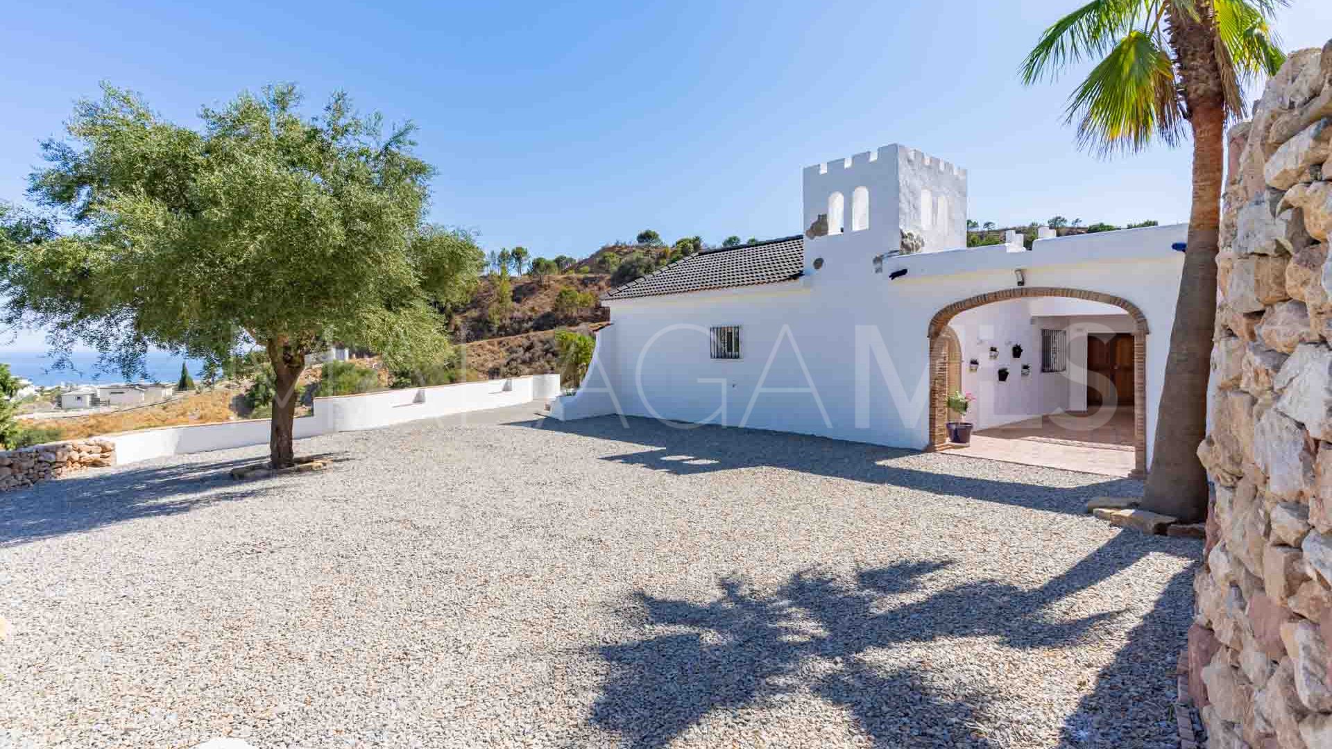 Casa de campo for sale de 5 bedrooms in Los Reales - Sierra Estepona