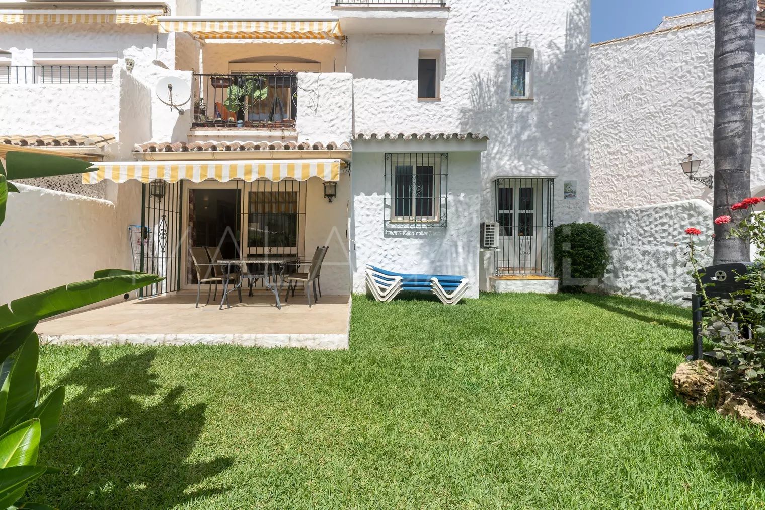 Appartement rez de chaussée for sale in Estepona Est