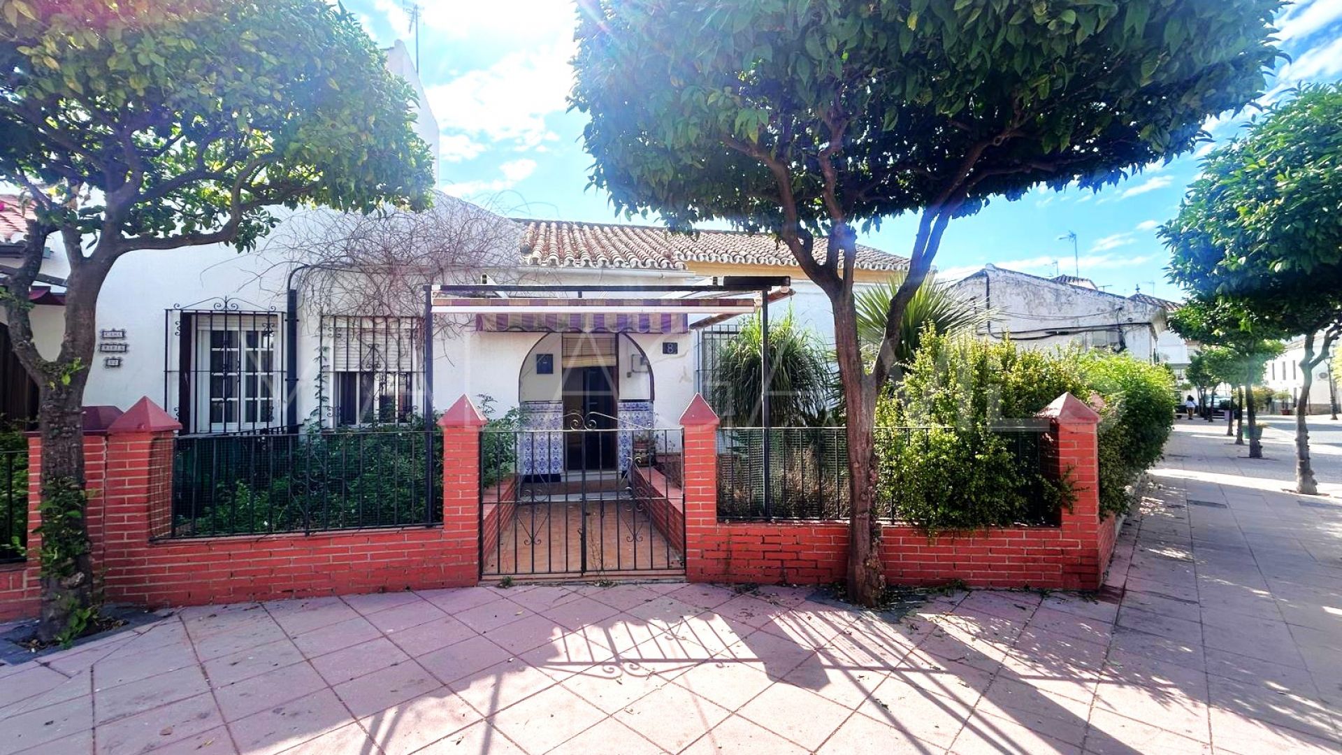 Reihenhaus for sale in Estepona Stadt