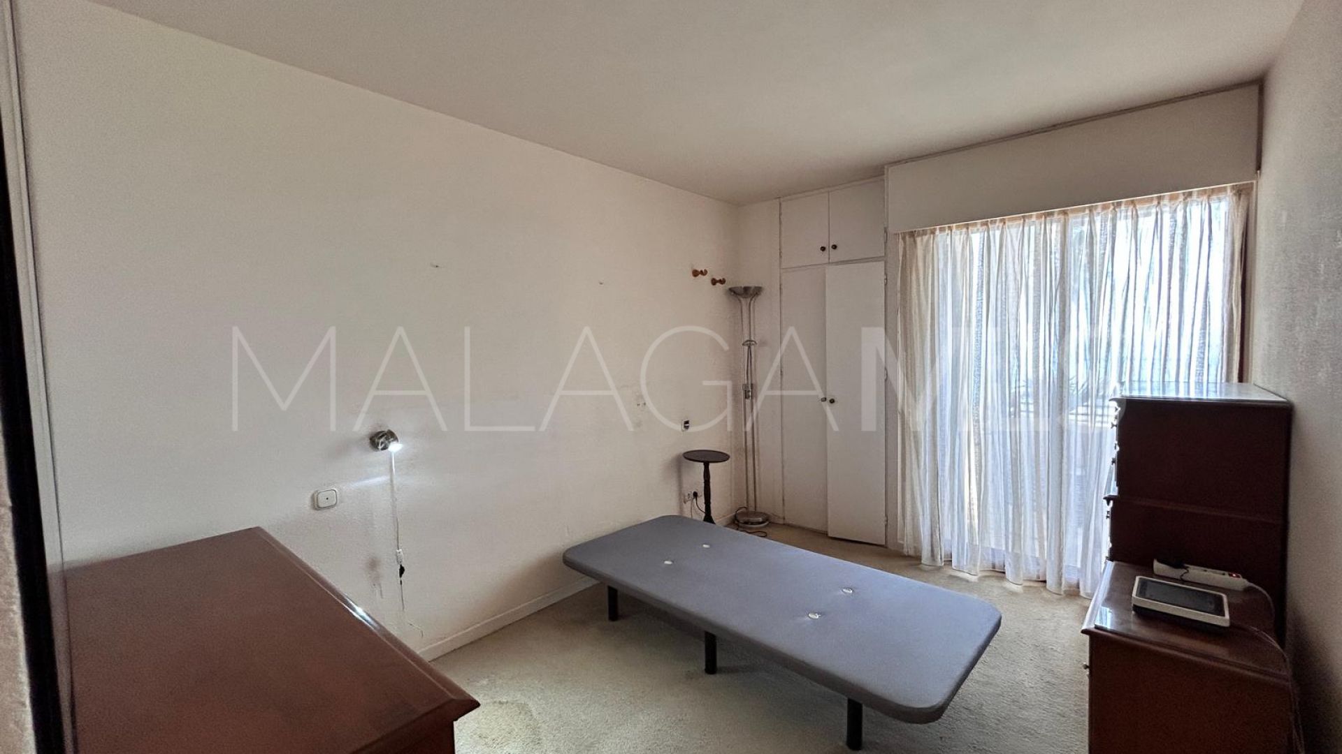 Lägenhet for sale in Estepona Stad