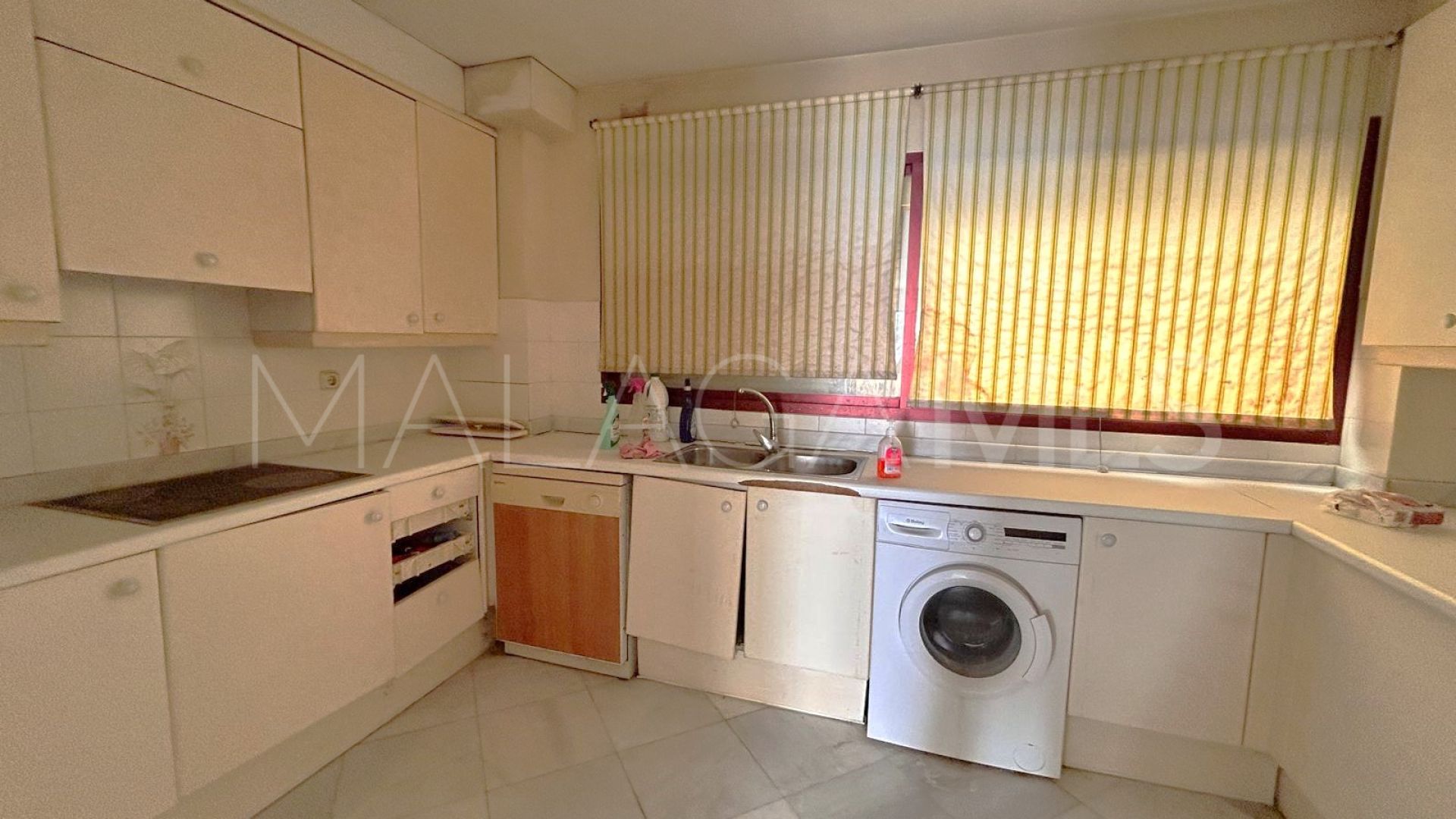 Lägenhet for sale in Estepona Stad