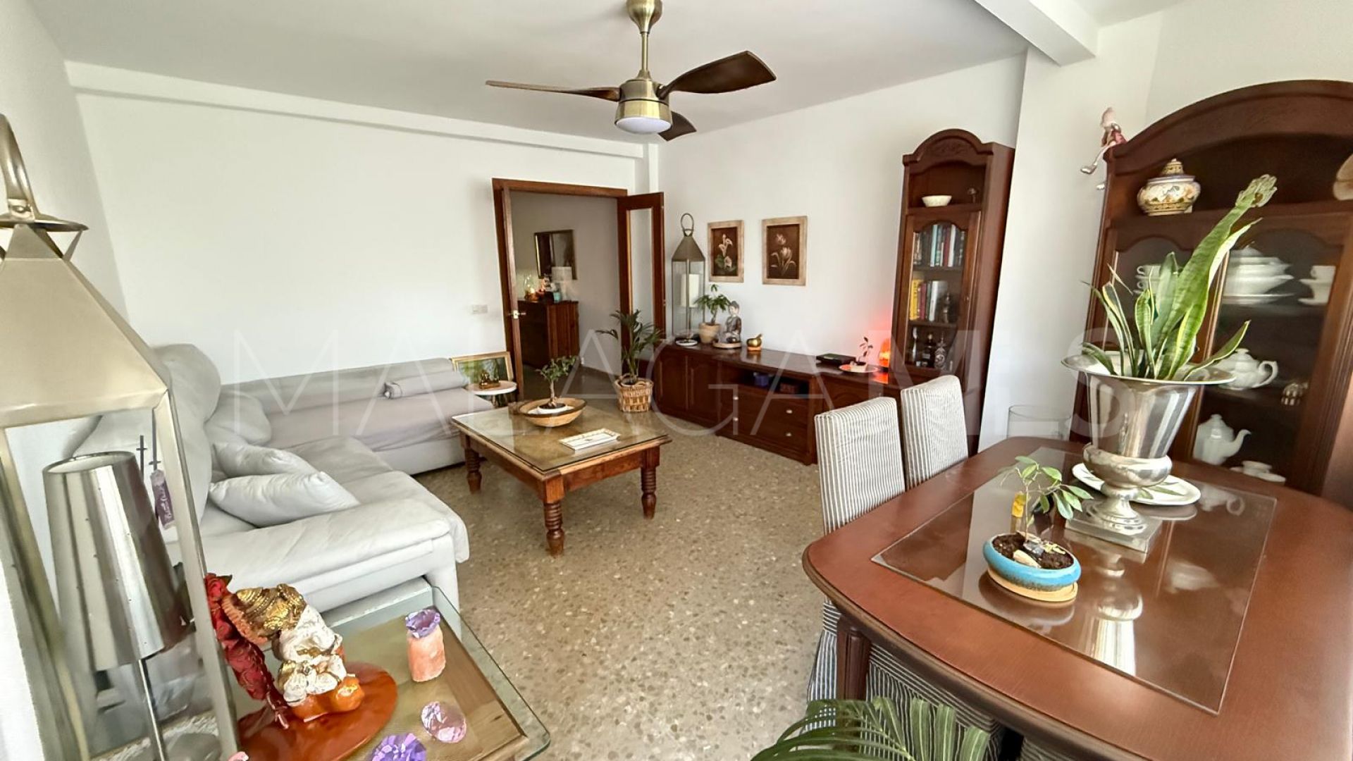 For sale apartment with 3 bedrooms in Estepona Town