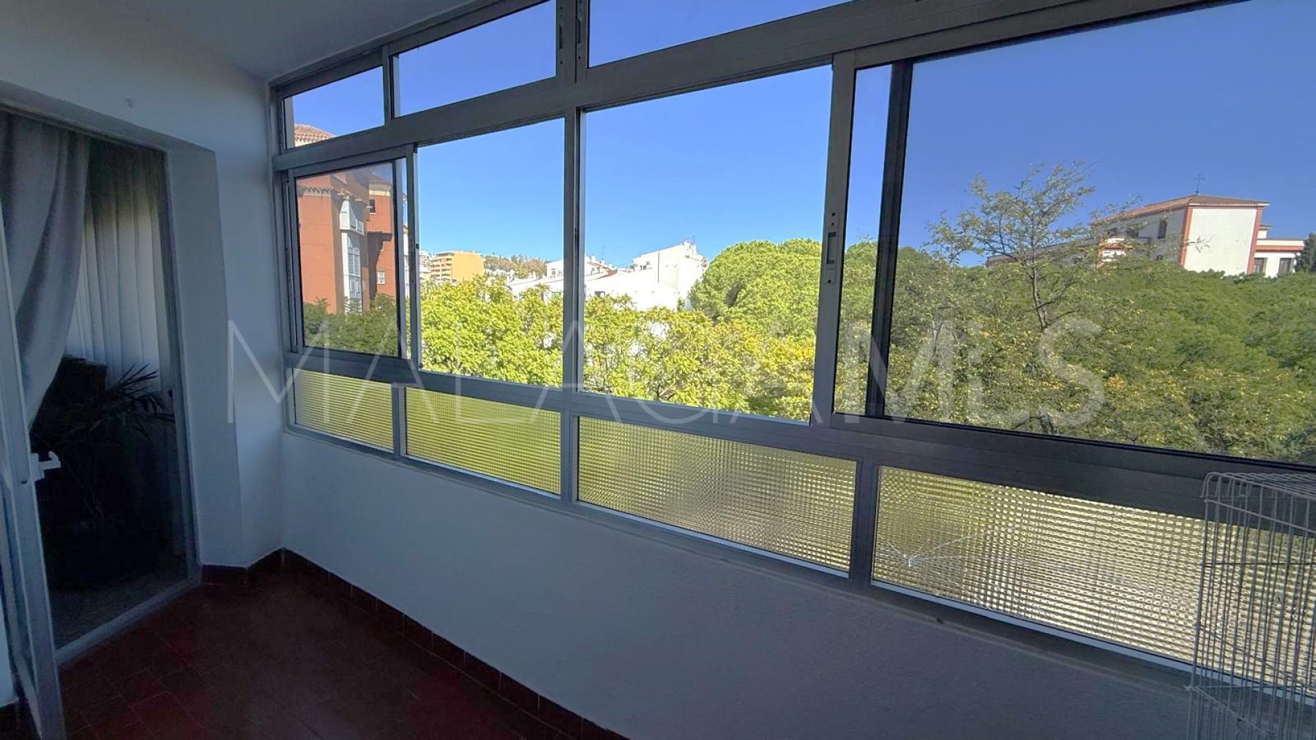 For sale apartment with 3 bedrooms in Estepona Town