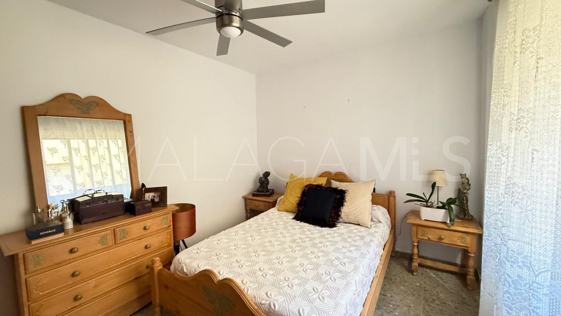 For sale apartment with 3 bedrooms in Estepona Town