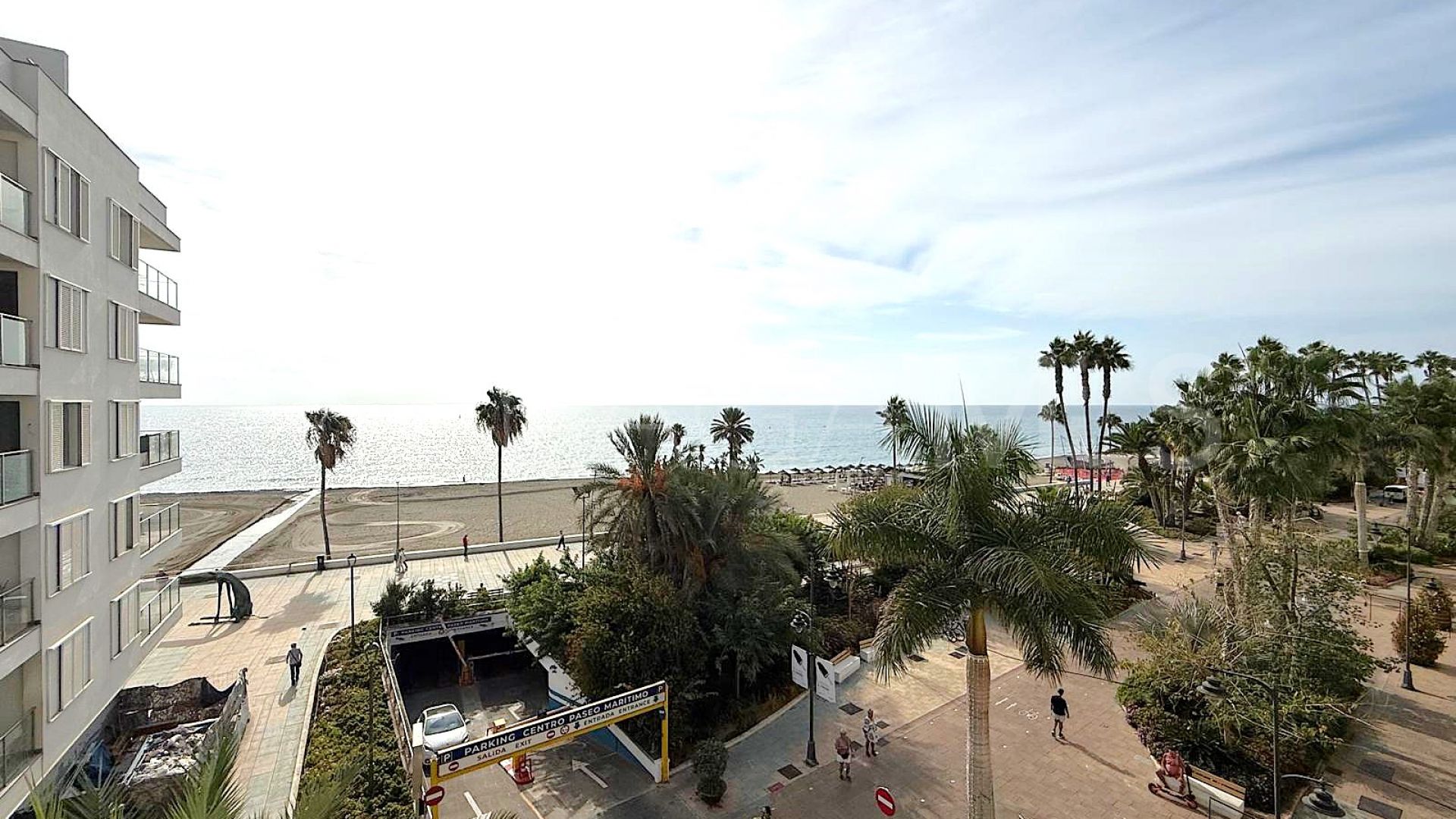For sale apartment in Estepona Old Town with 3 bedrooms