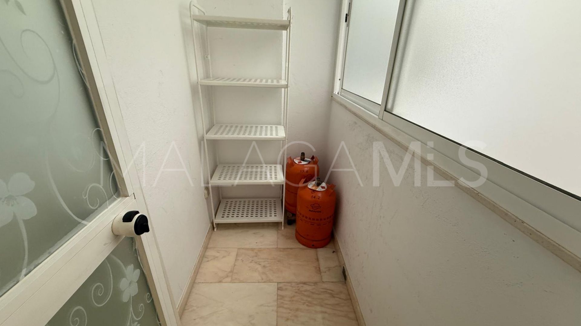 For sale apartment in Estepona Old Town with 3 bedrooms