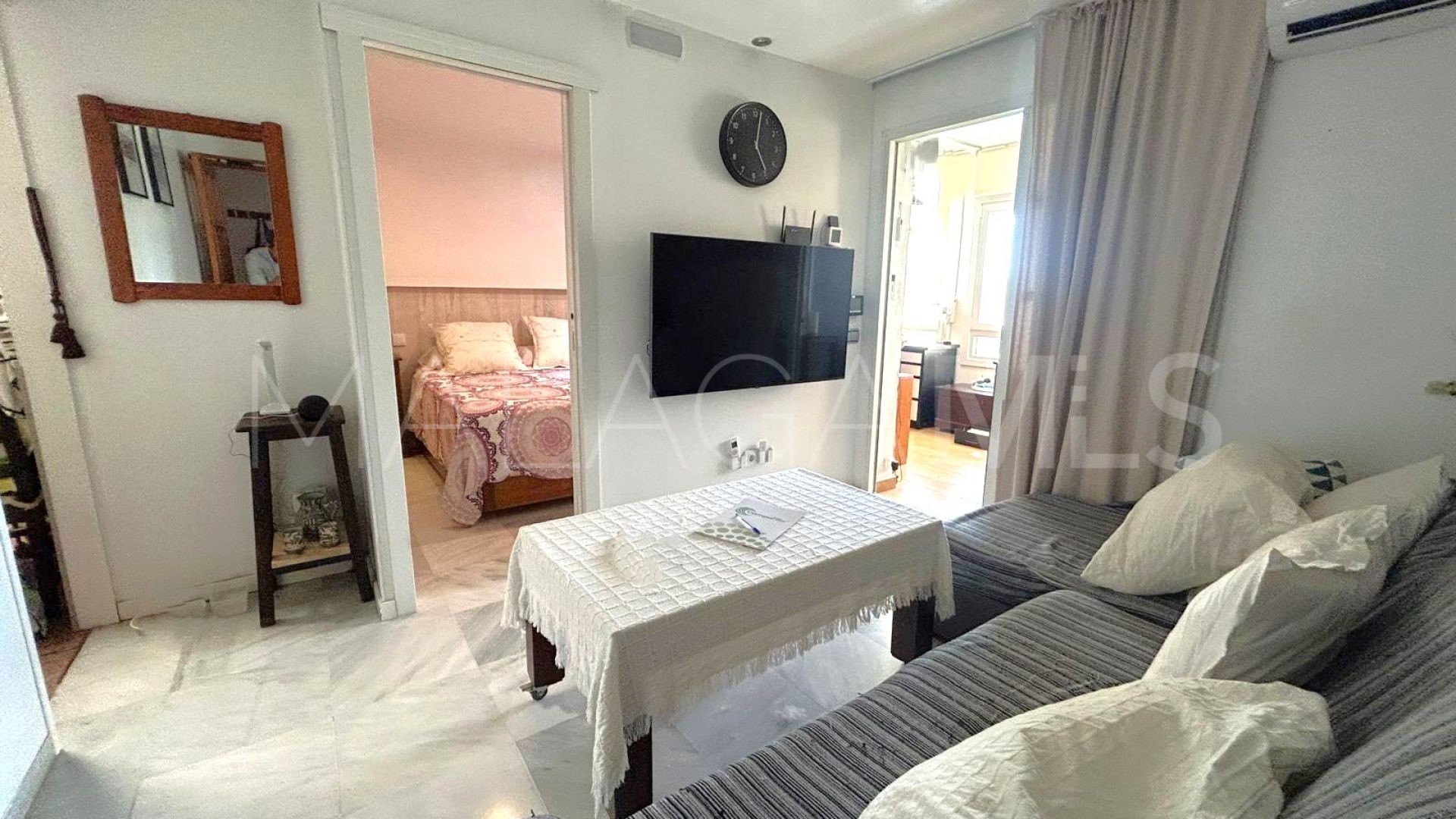 Seghers apartment for sale