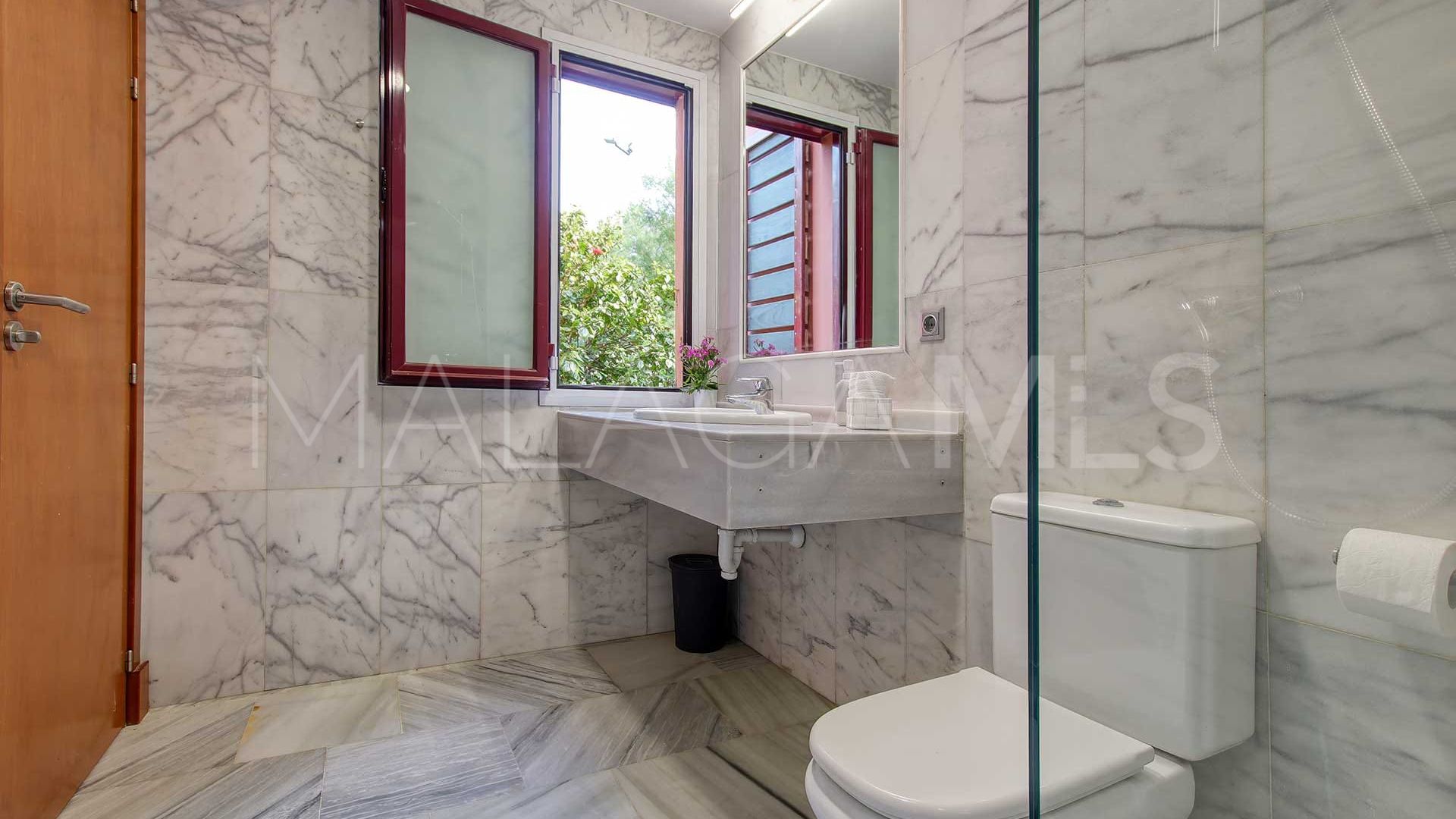 Villa for sale in Parque Botanico