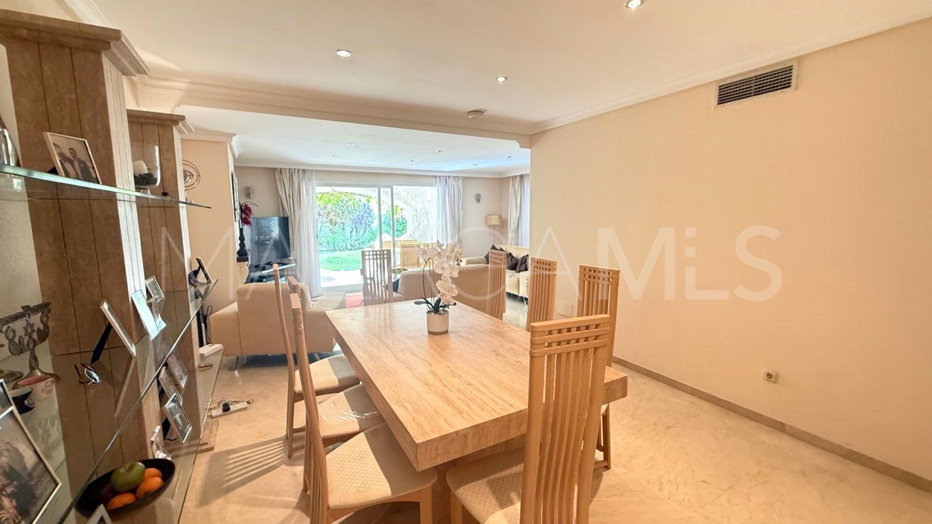 Dominion Beach, apartamento planta baja a la venta with 2 bedrooms