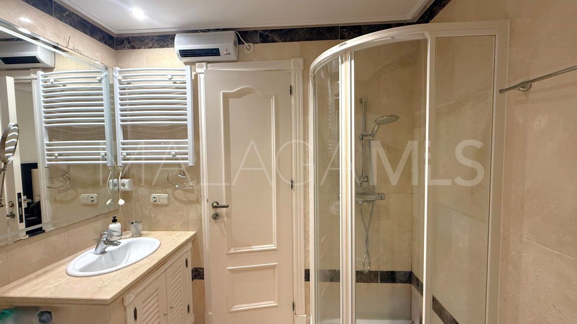 Dominion Beach, apartamento planta baja a la venta with 2 bedrooms