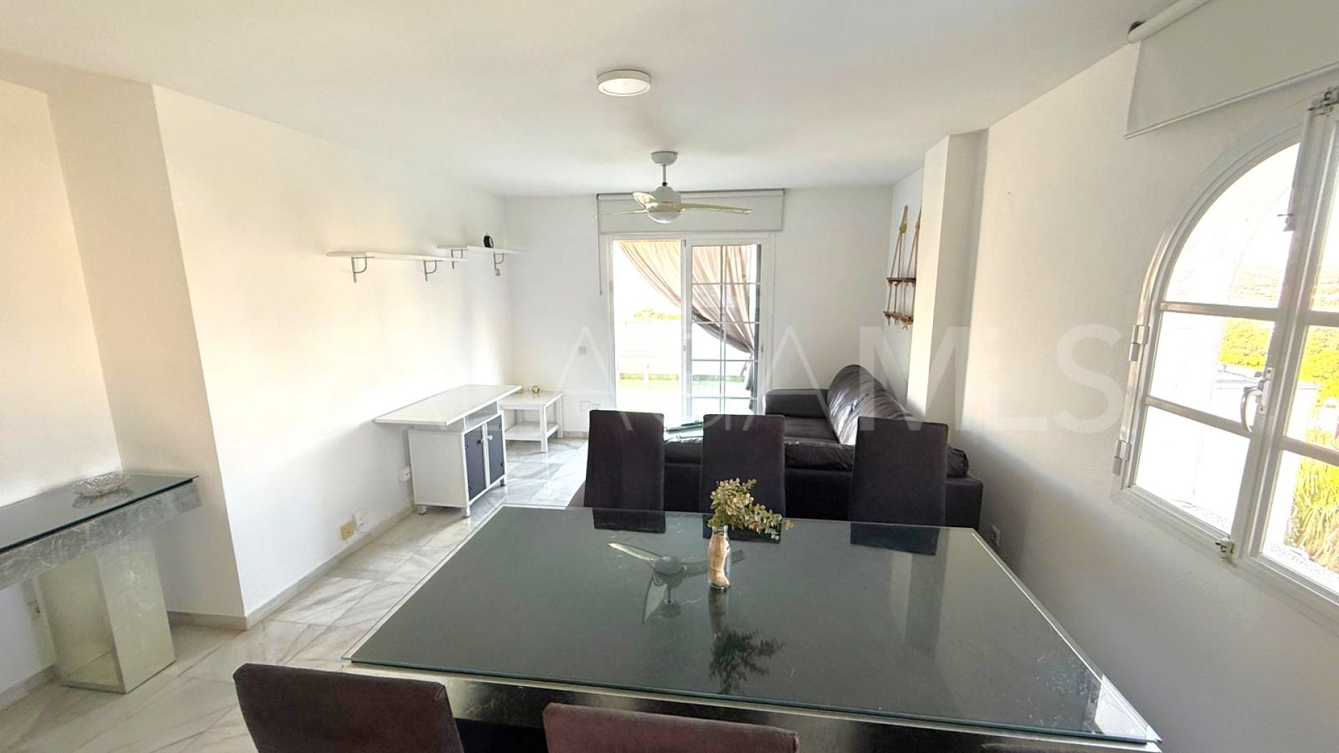 3 bedrooms apartment in Seghers for sale