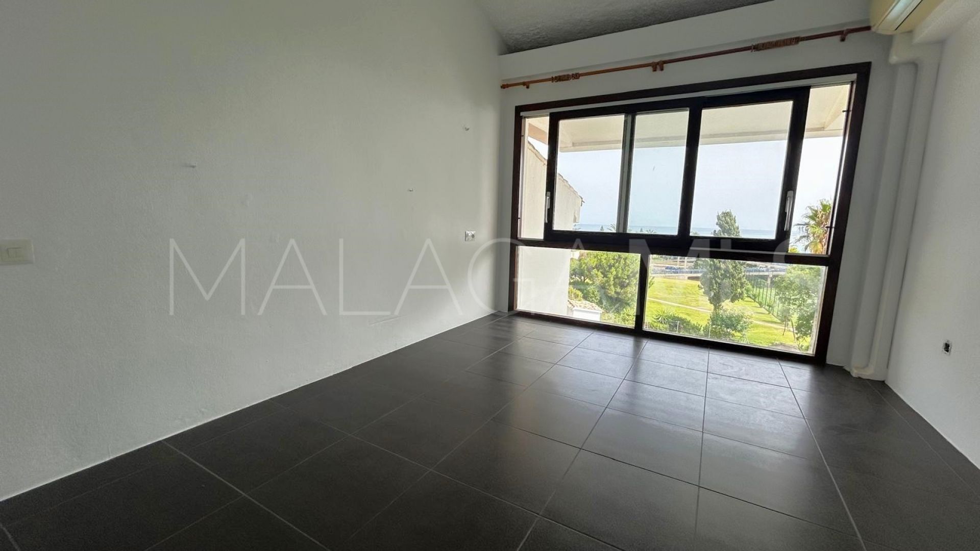 Duplex for sale in Bahia Dorada
