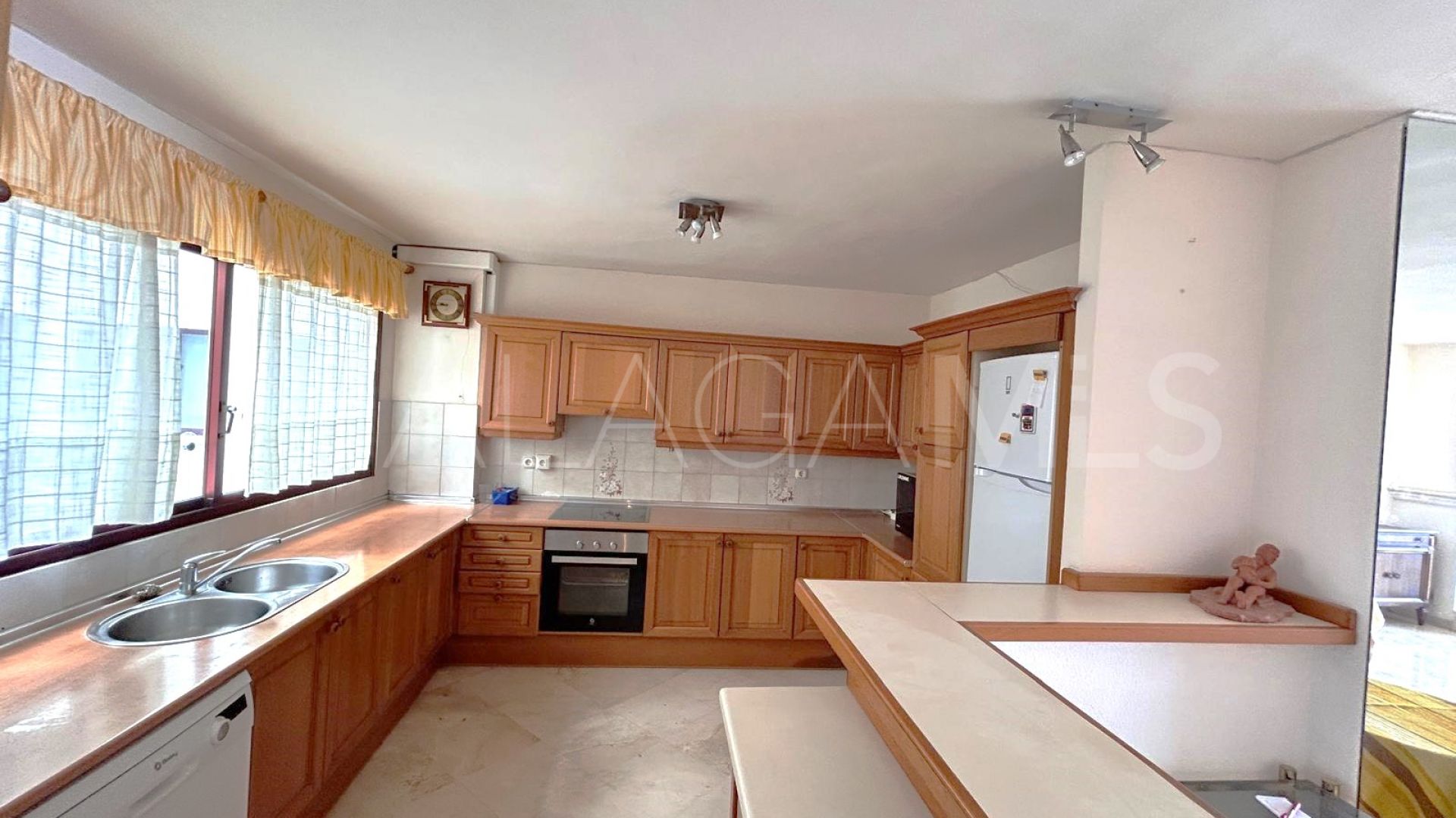 Lägenhet for sale in Estepona Stad