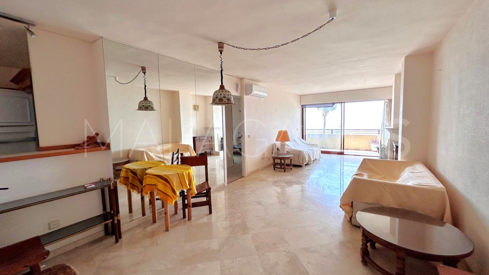 Lägenhet for sale in Estepona Stad