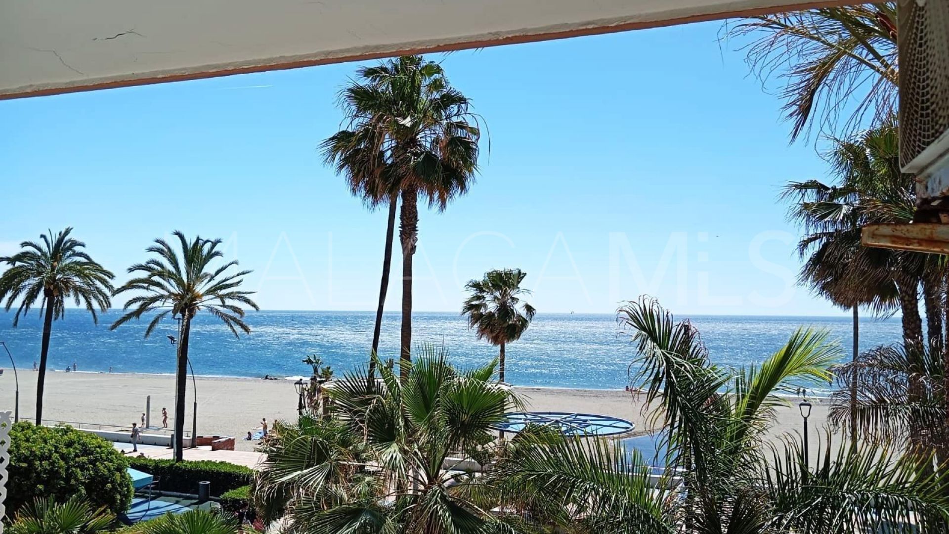 Buy apartment in Estepona Town