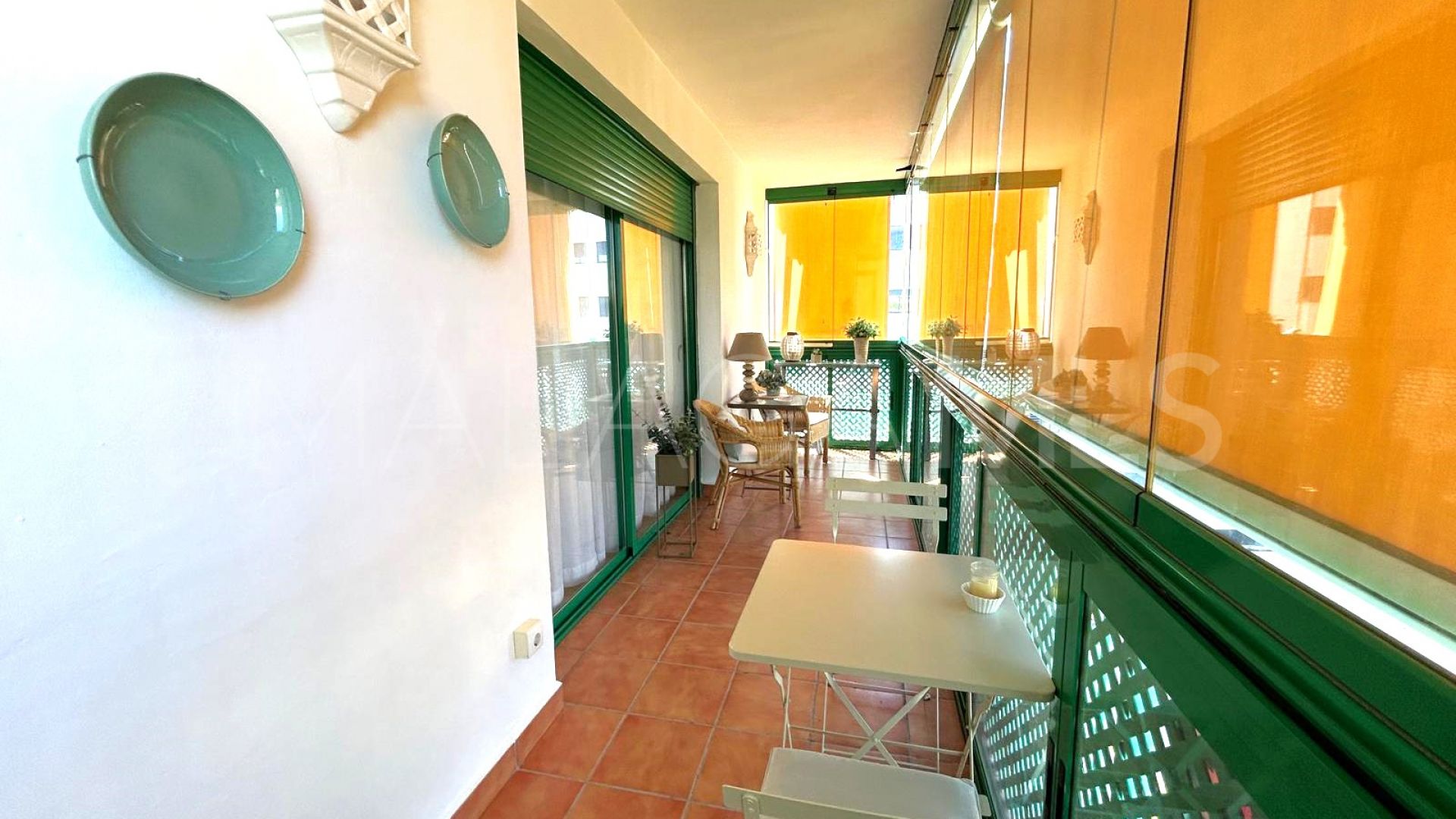 2 bedrooms apartment in Estepona Puerto for sale