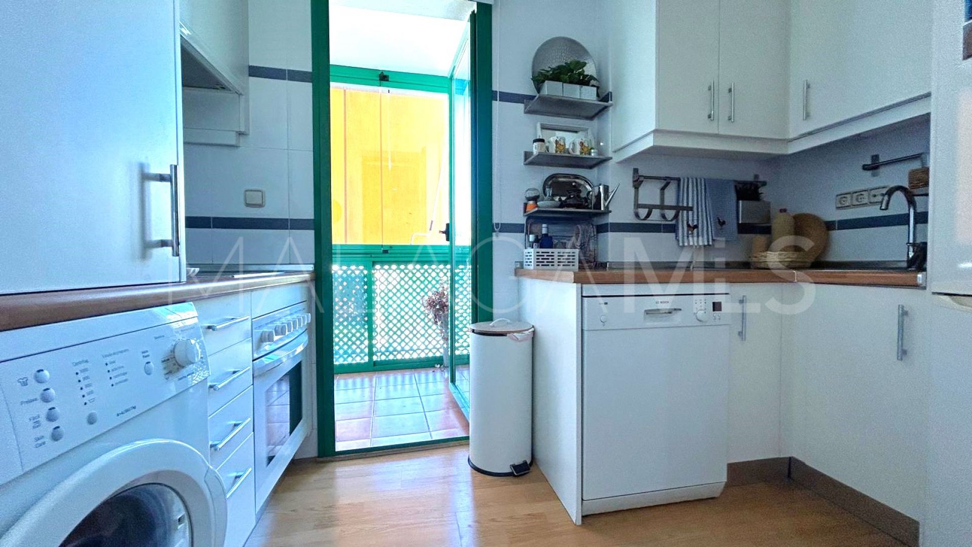 2 bedrooms apartment in Estepona Puerto for sale