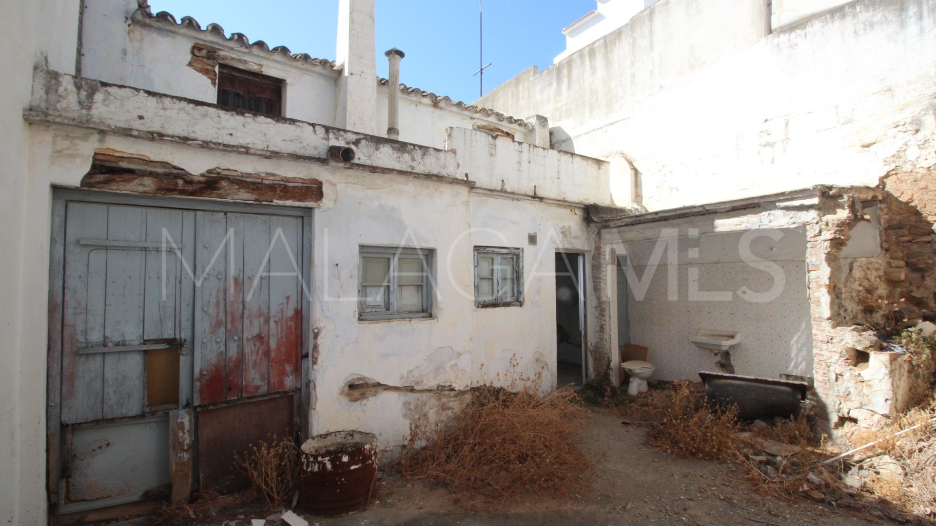 Hus i byn for sale in Estepona Old Town